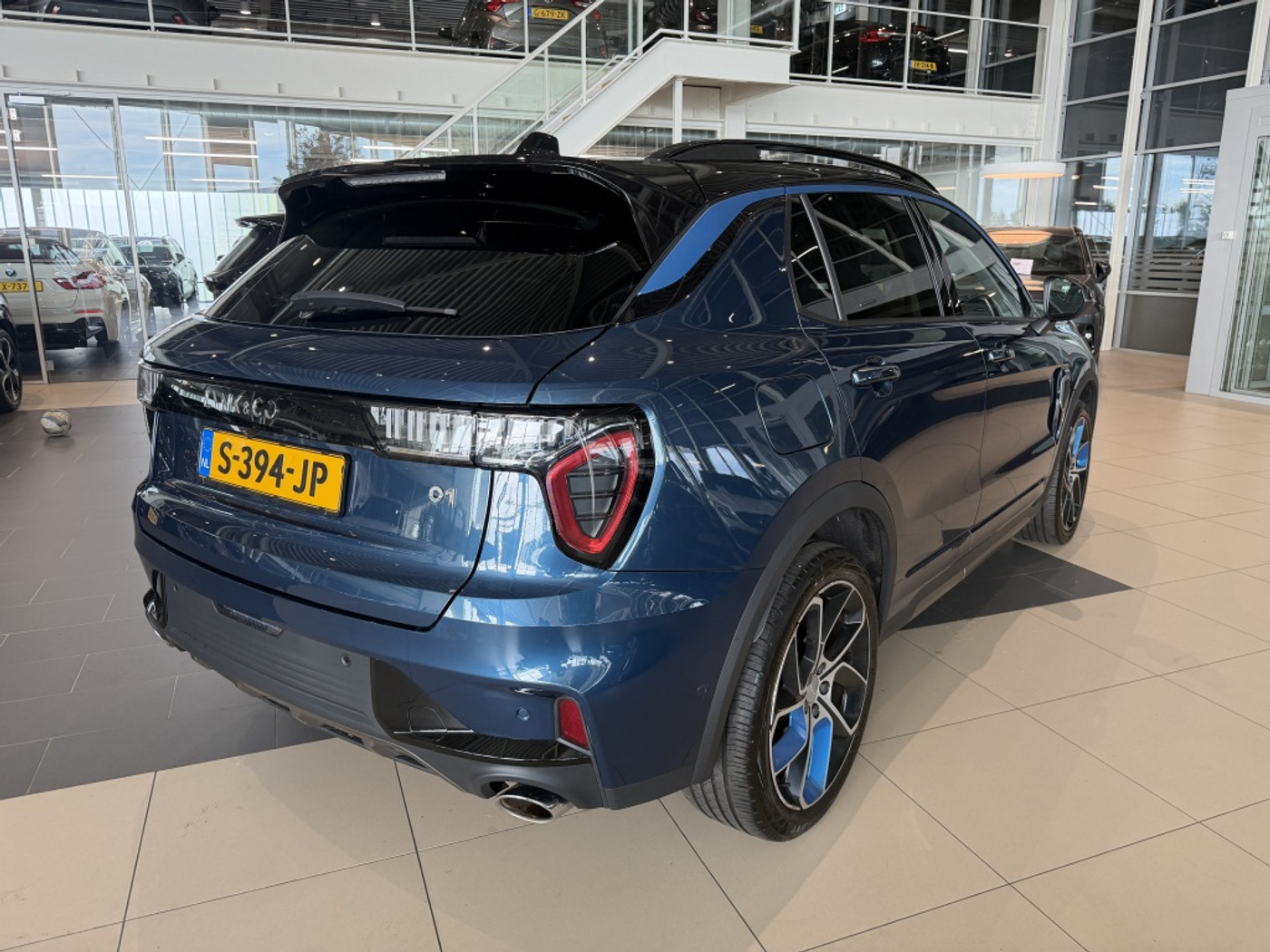 Foto van Lynk&co LYNK & Co 01