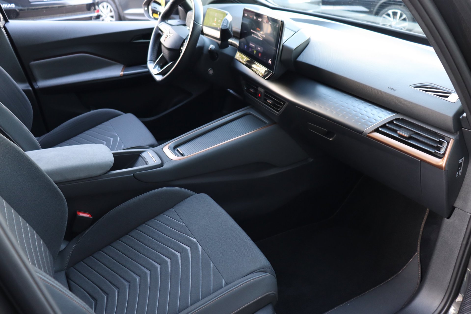 Foto van Cupra Born 150 KW 58/62 KWH
