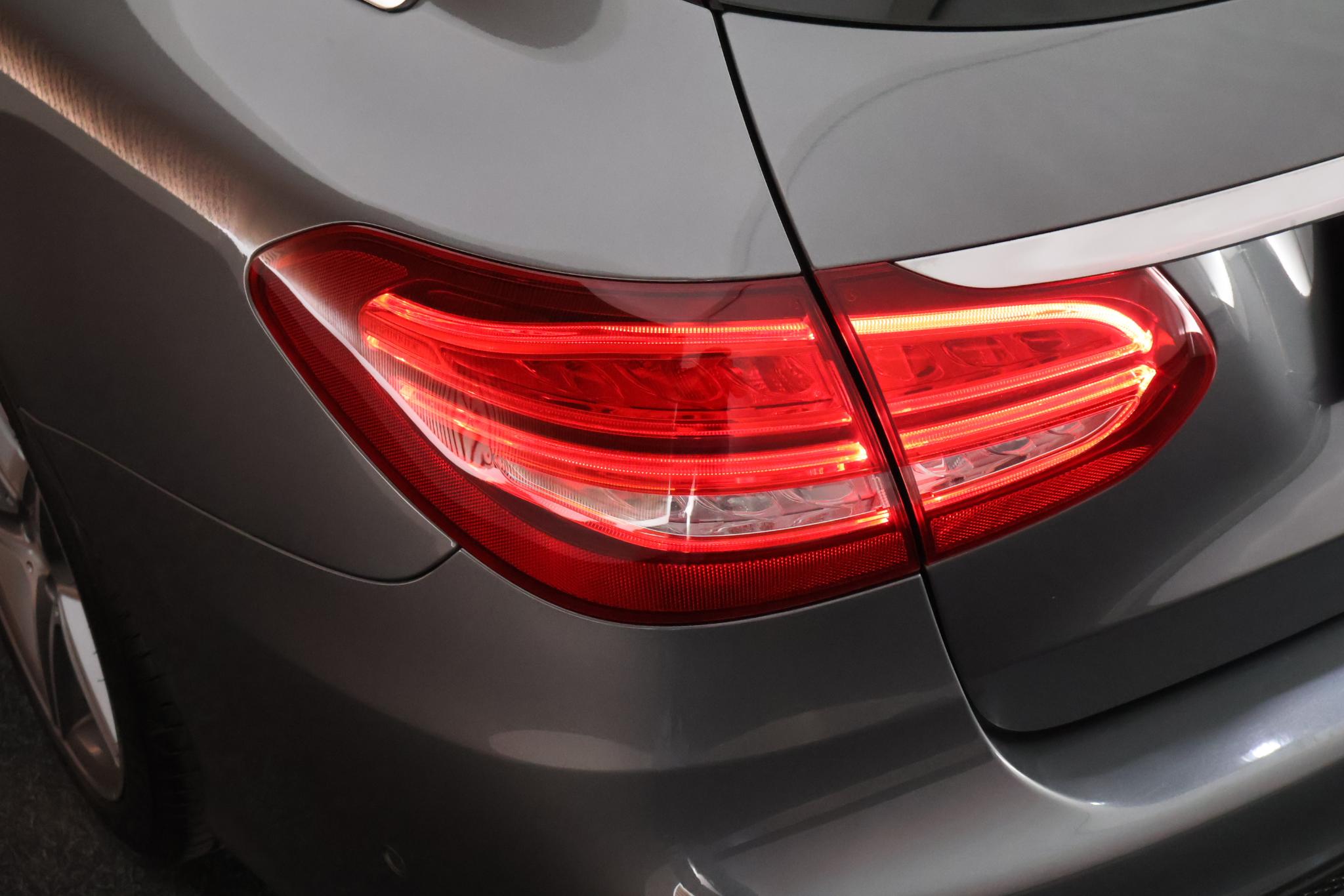 Foto van Mercedes-Benz C 300
