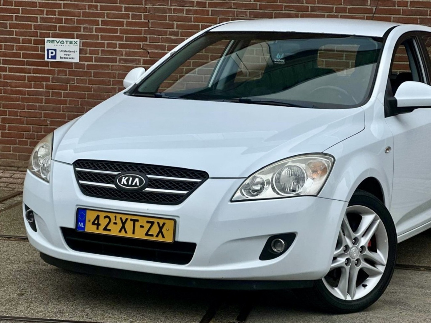 Foto van Kia Cee D