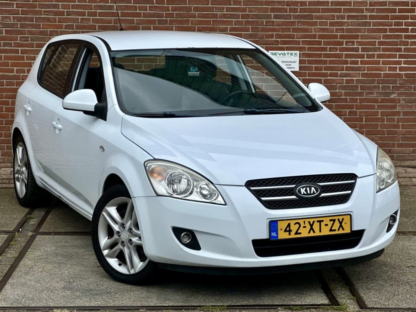 Foto van Kia Cee D