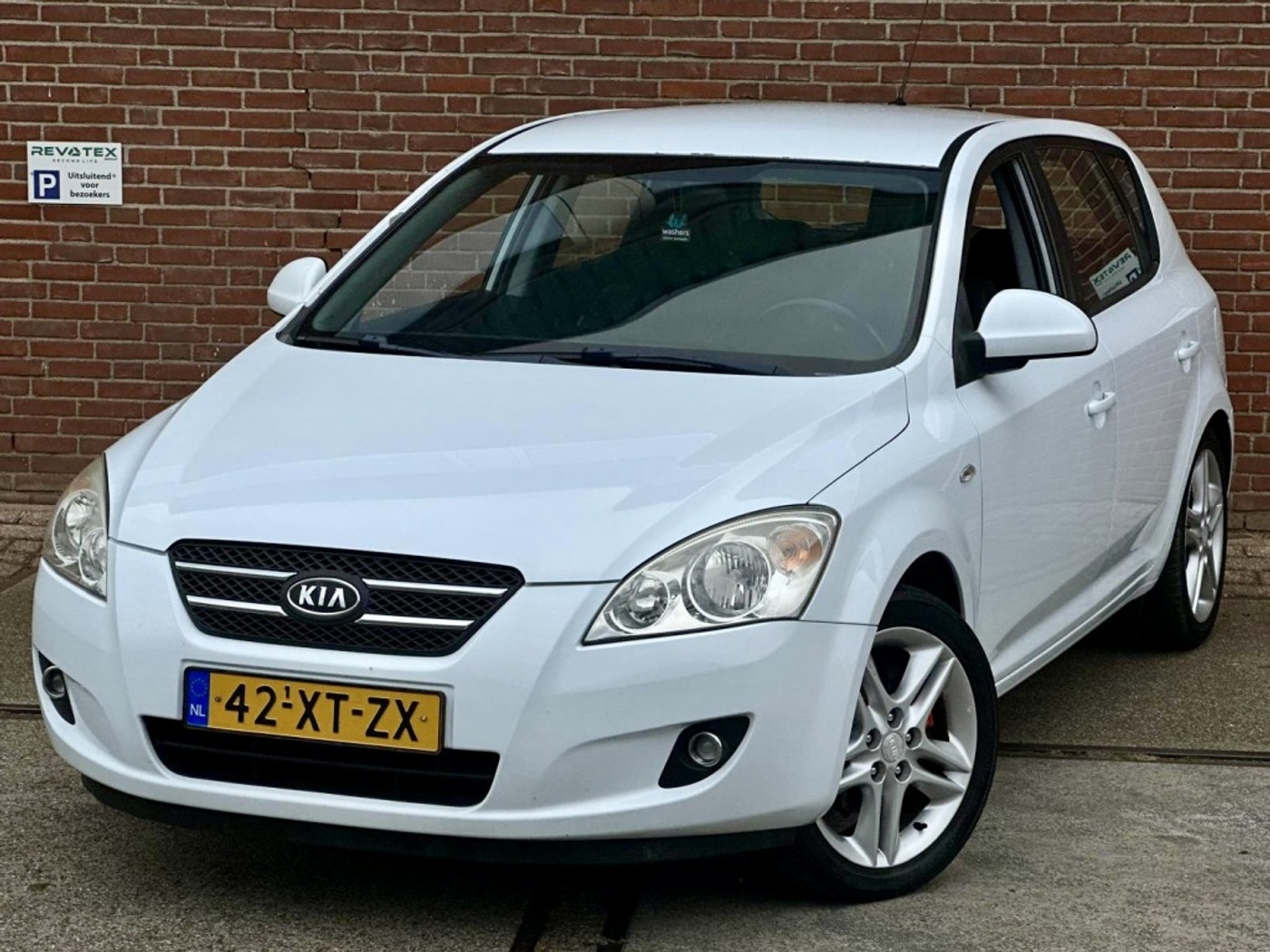 Foto van Kia Cee D