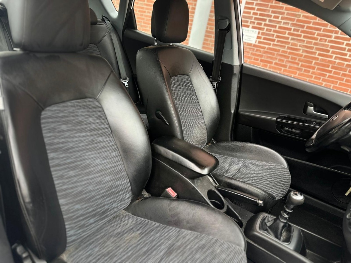 Foto van Kia Cee D
