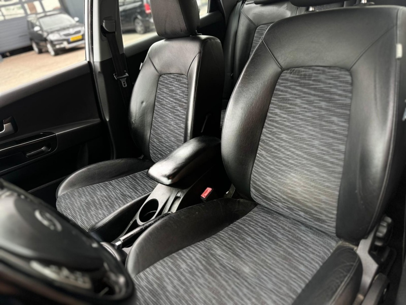 Foto van Kia Cee D