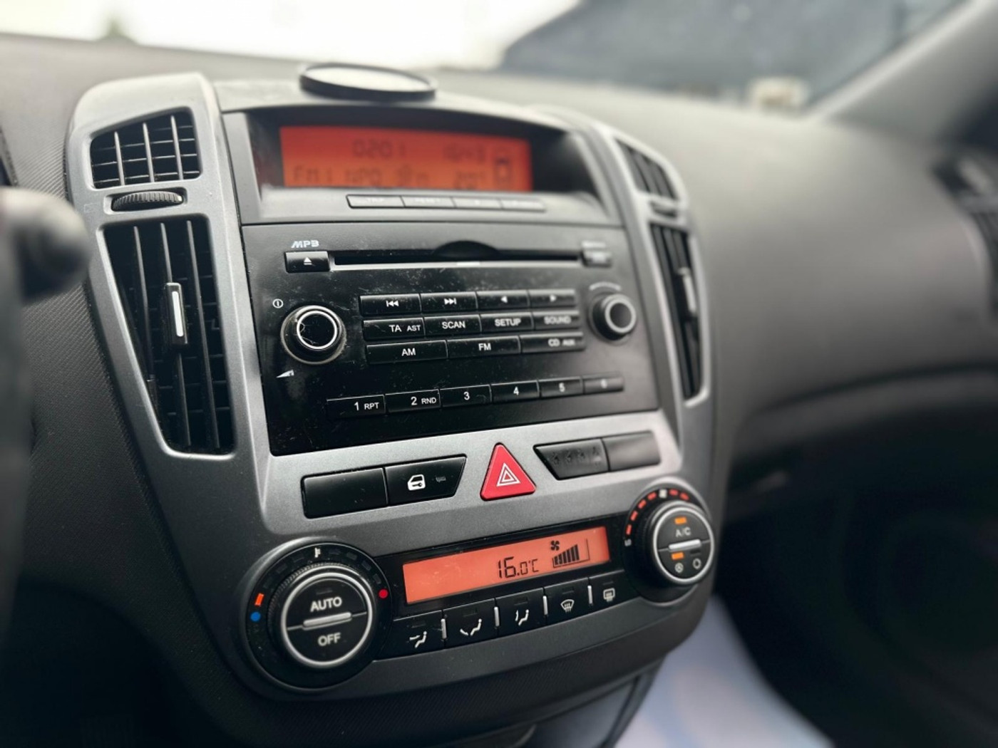 Foto van Kia Cee D