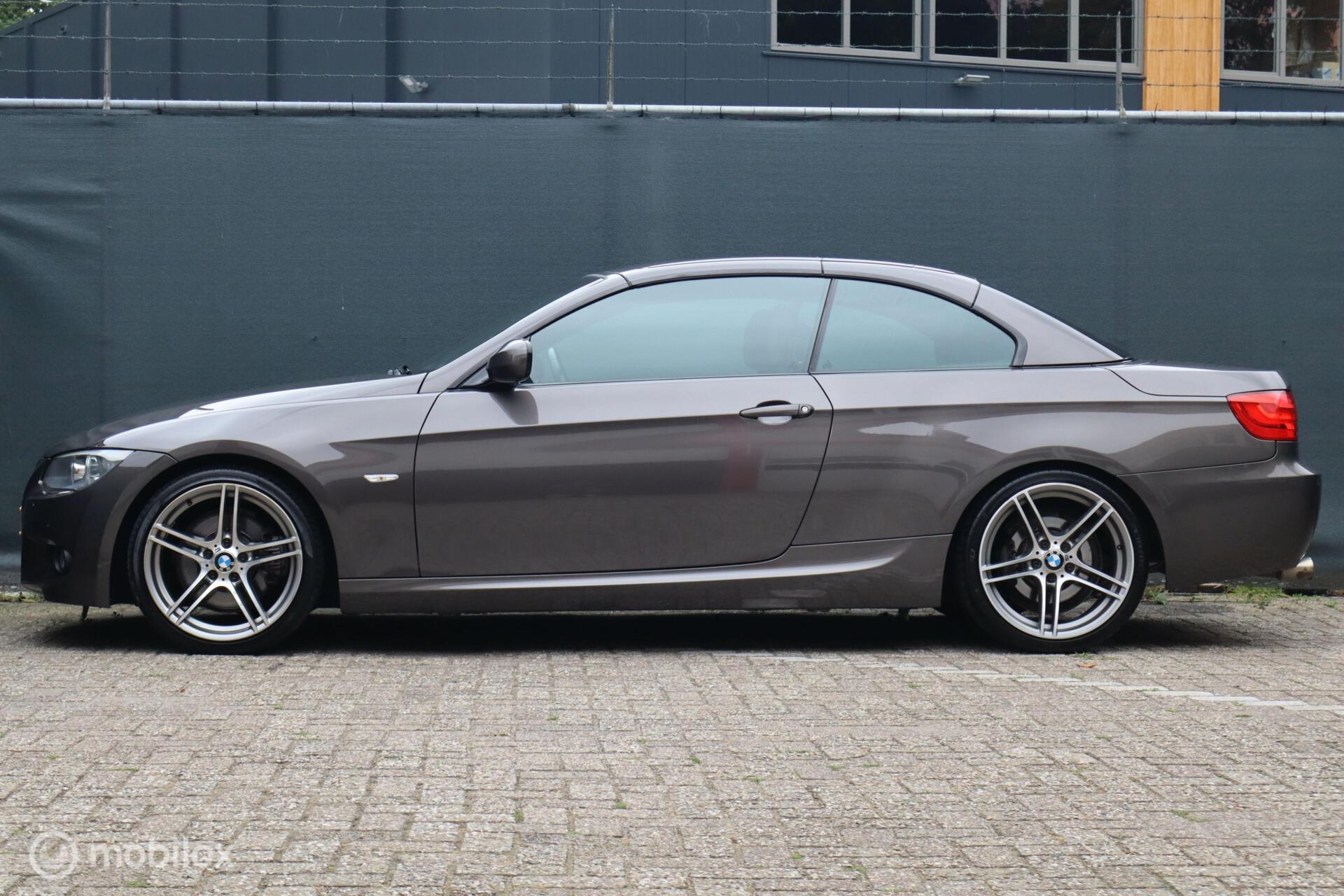 Foto van BMW 325i