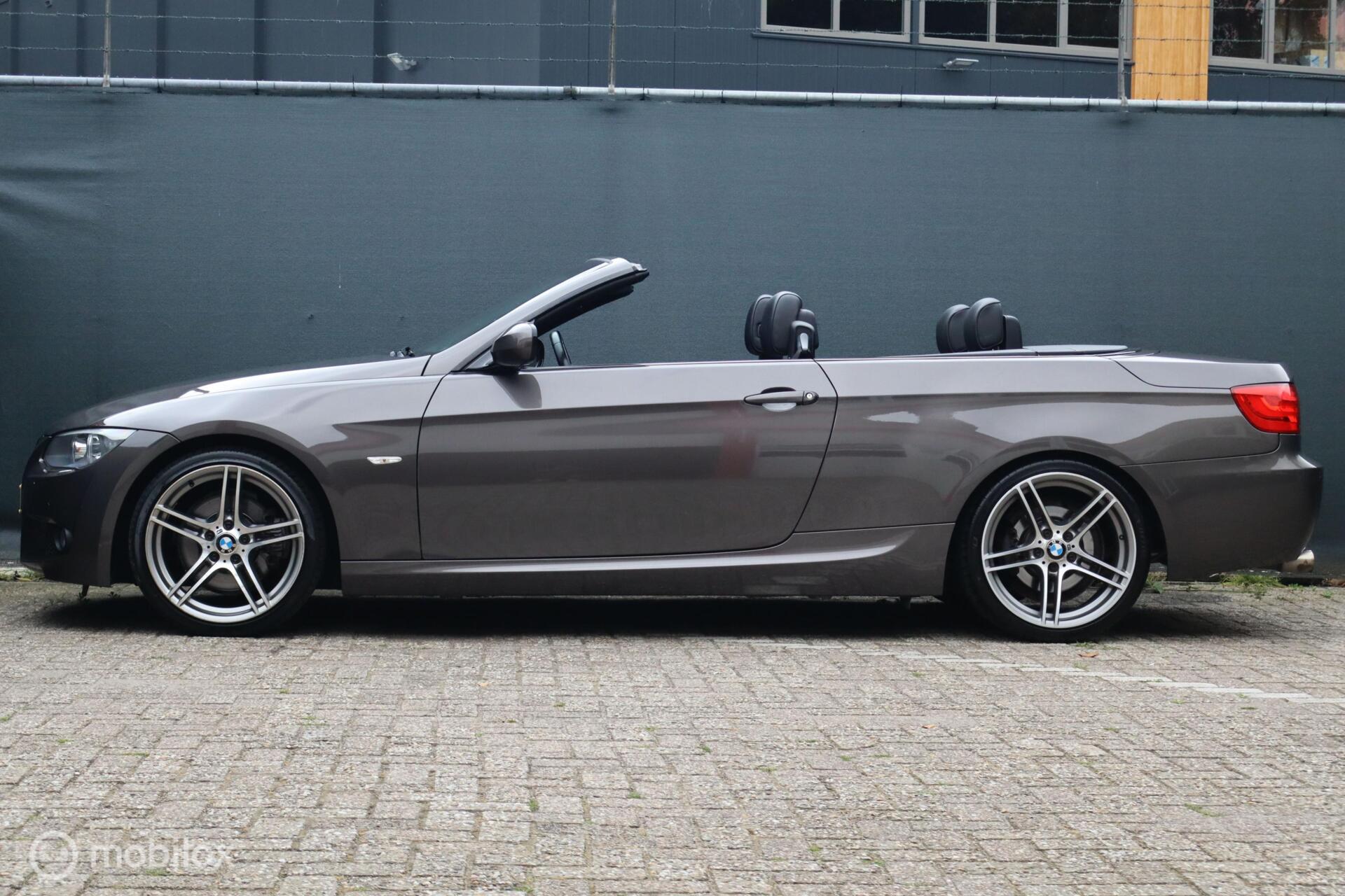 Foto van BMW 325i