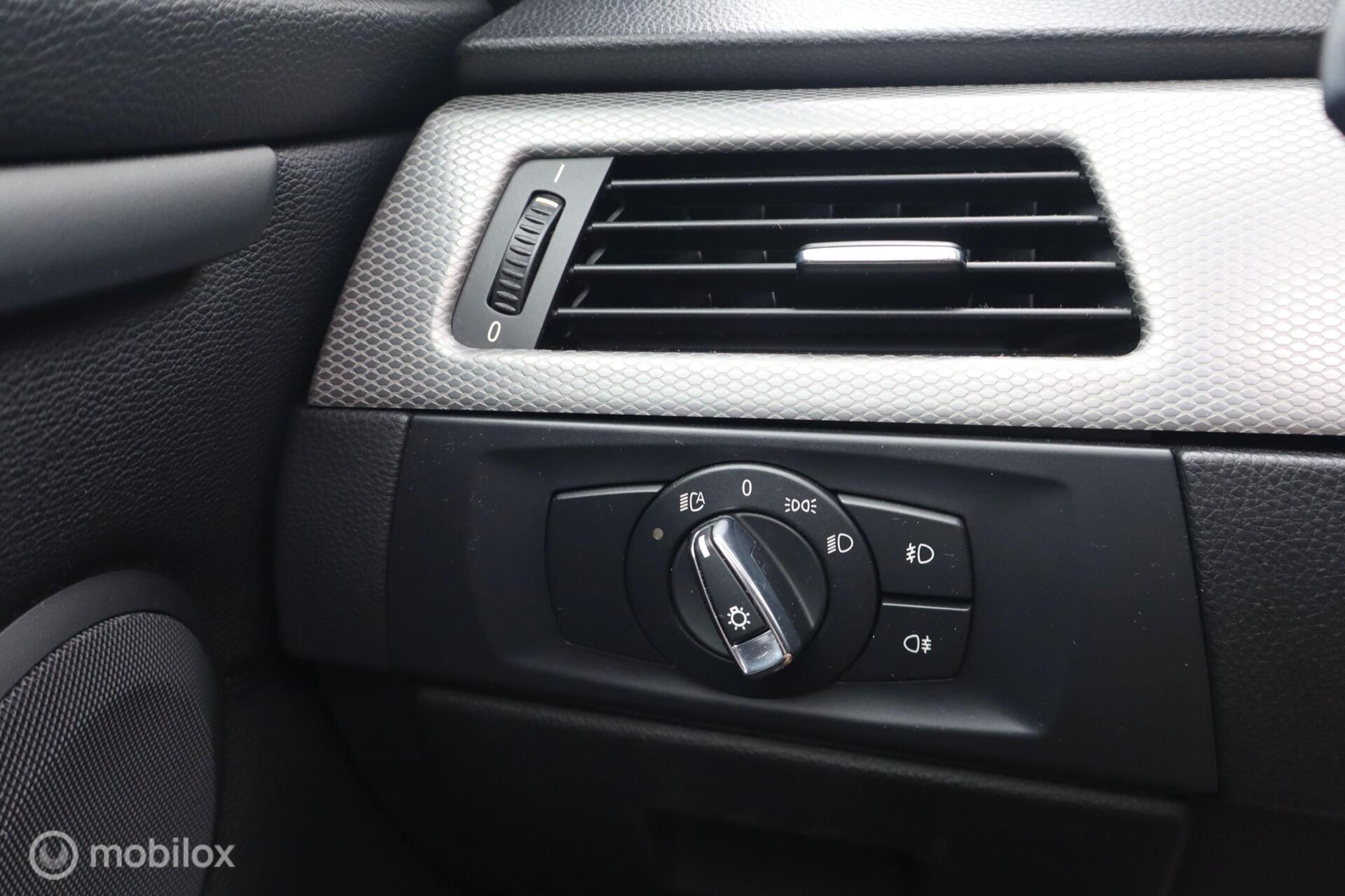 Foto van BMW 325i