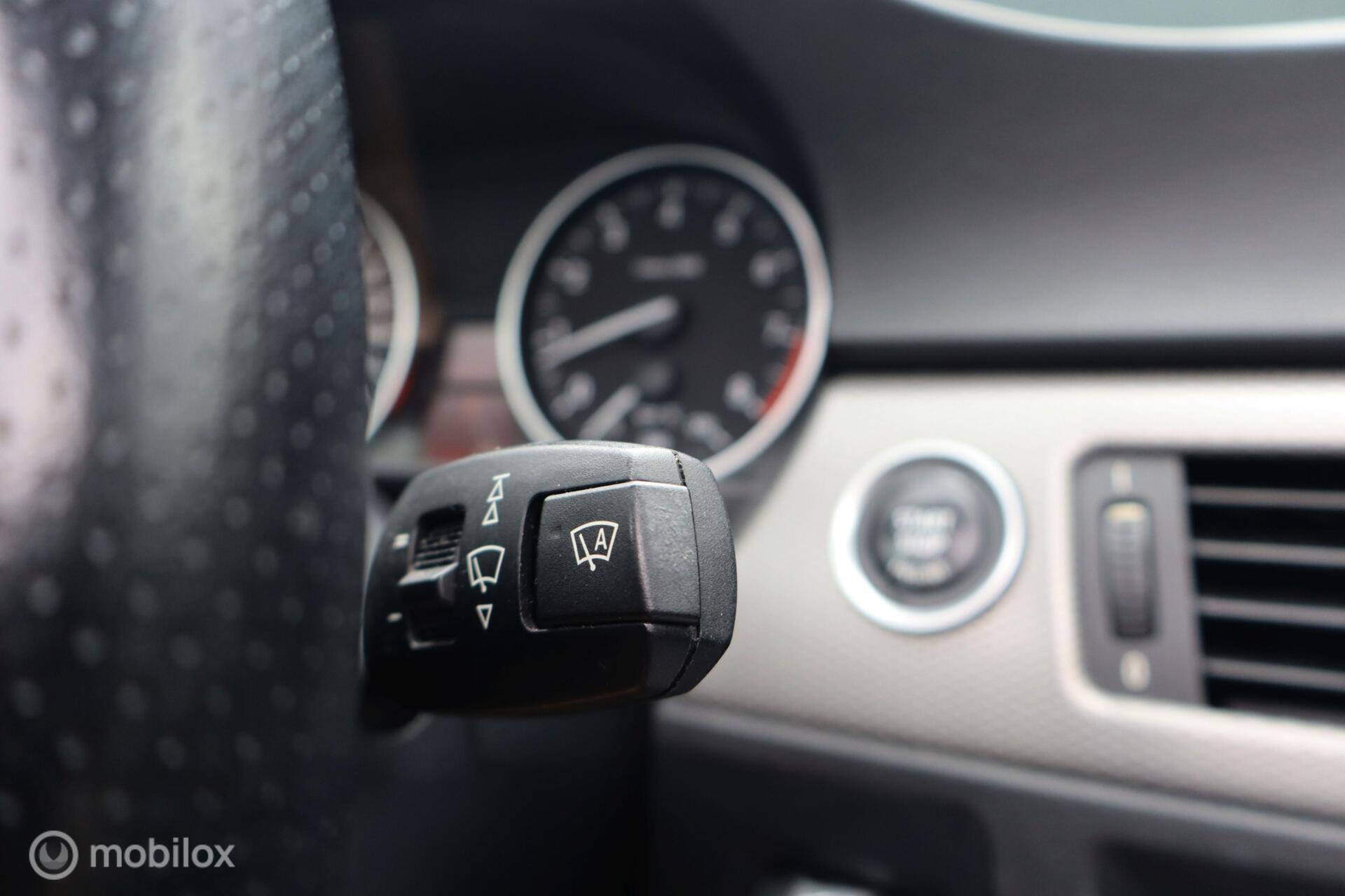 Foto van BMW 325i