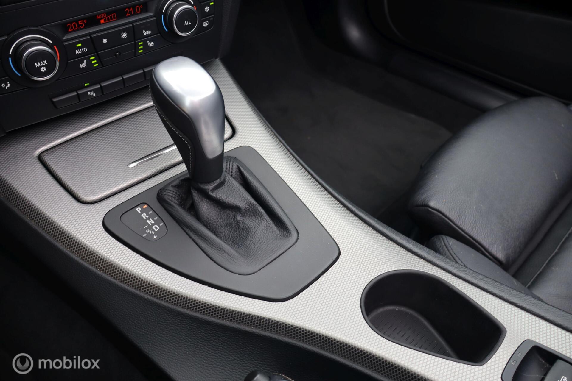 Foto van BMW 325i