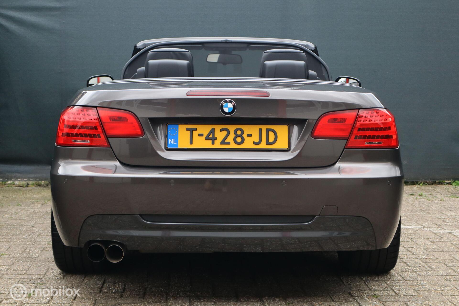 Foto van BMW 325i