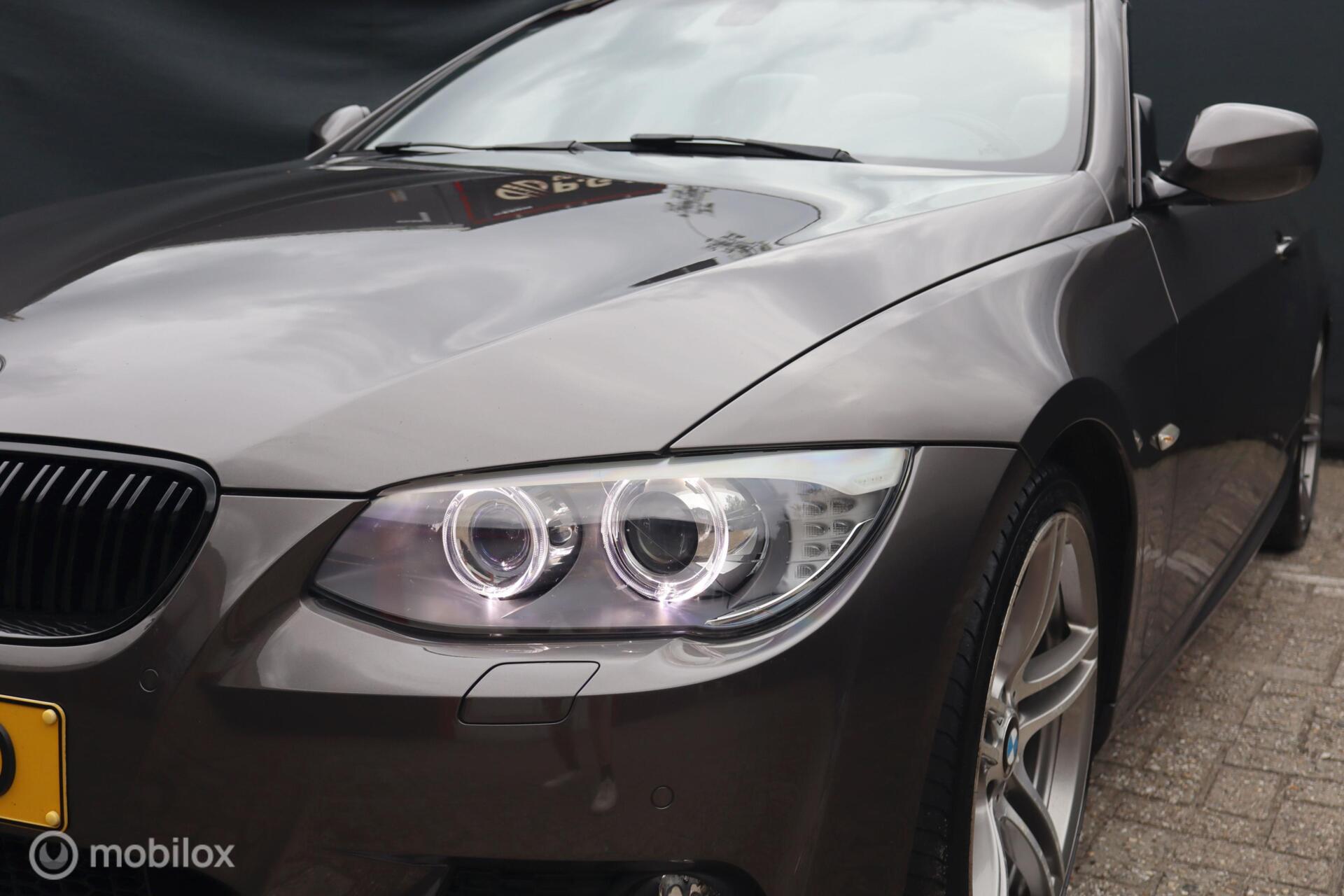 Foto van BMW 325i