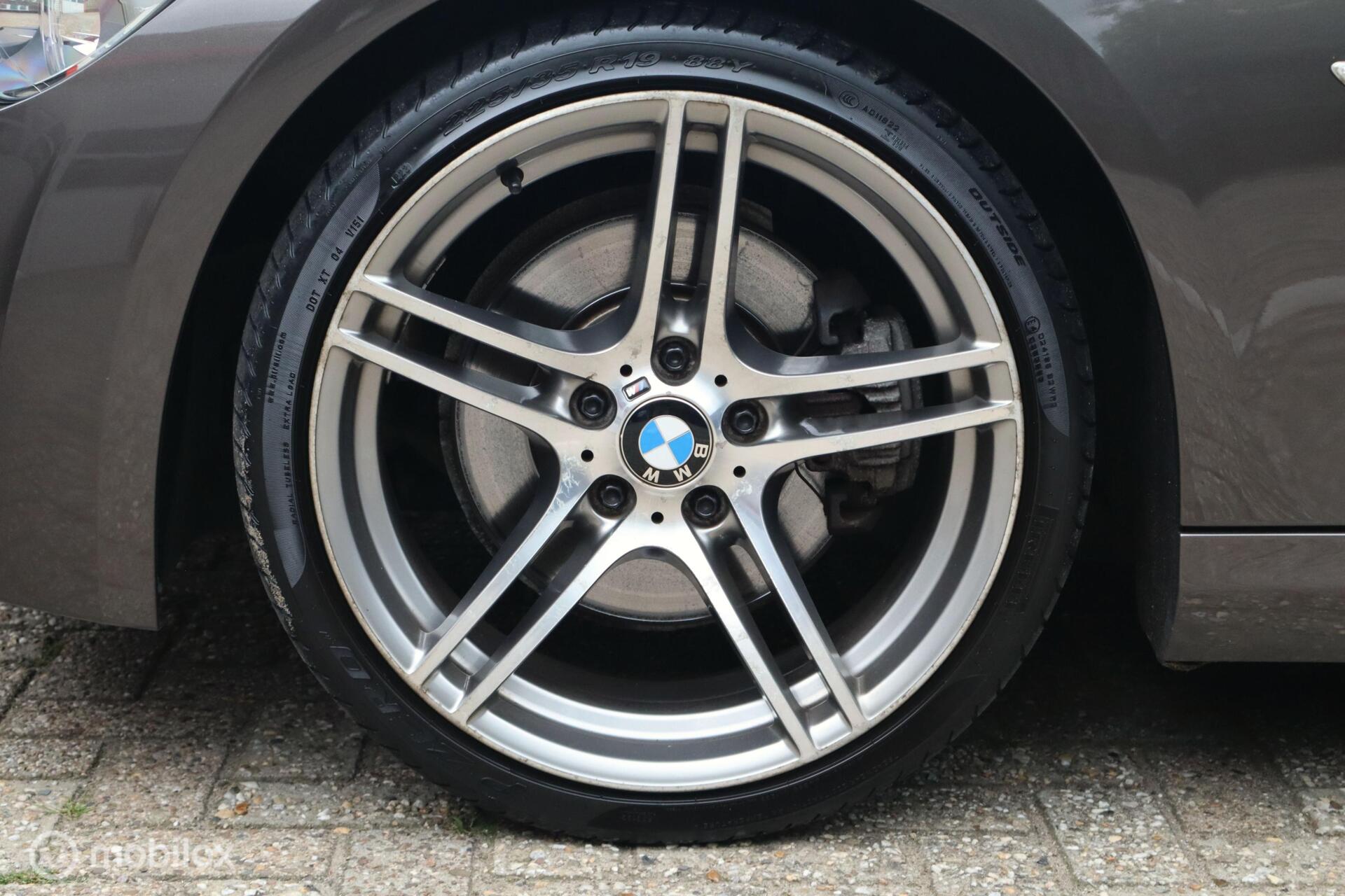 Foto van BMW 325i
