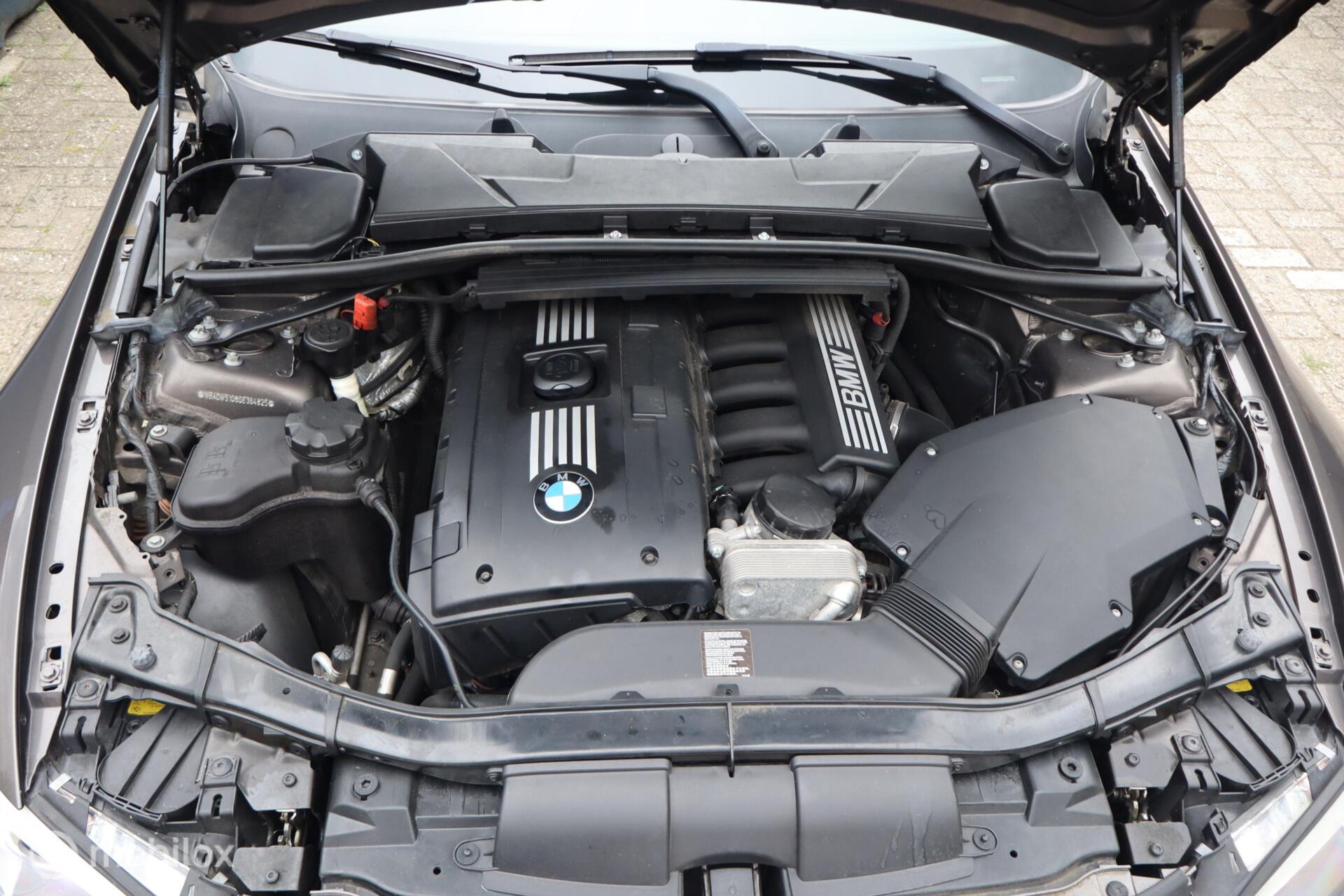 Foto van BMW 325i