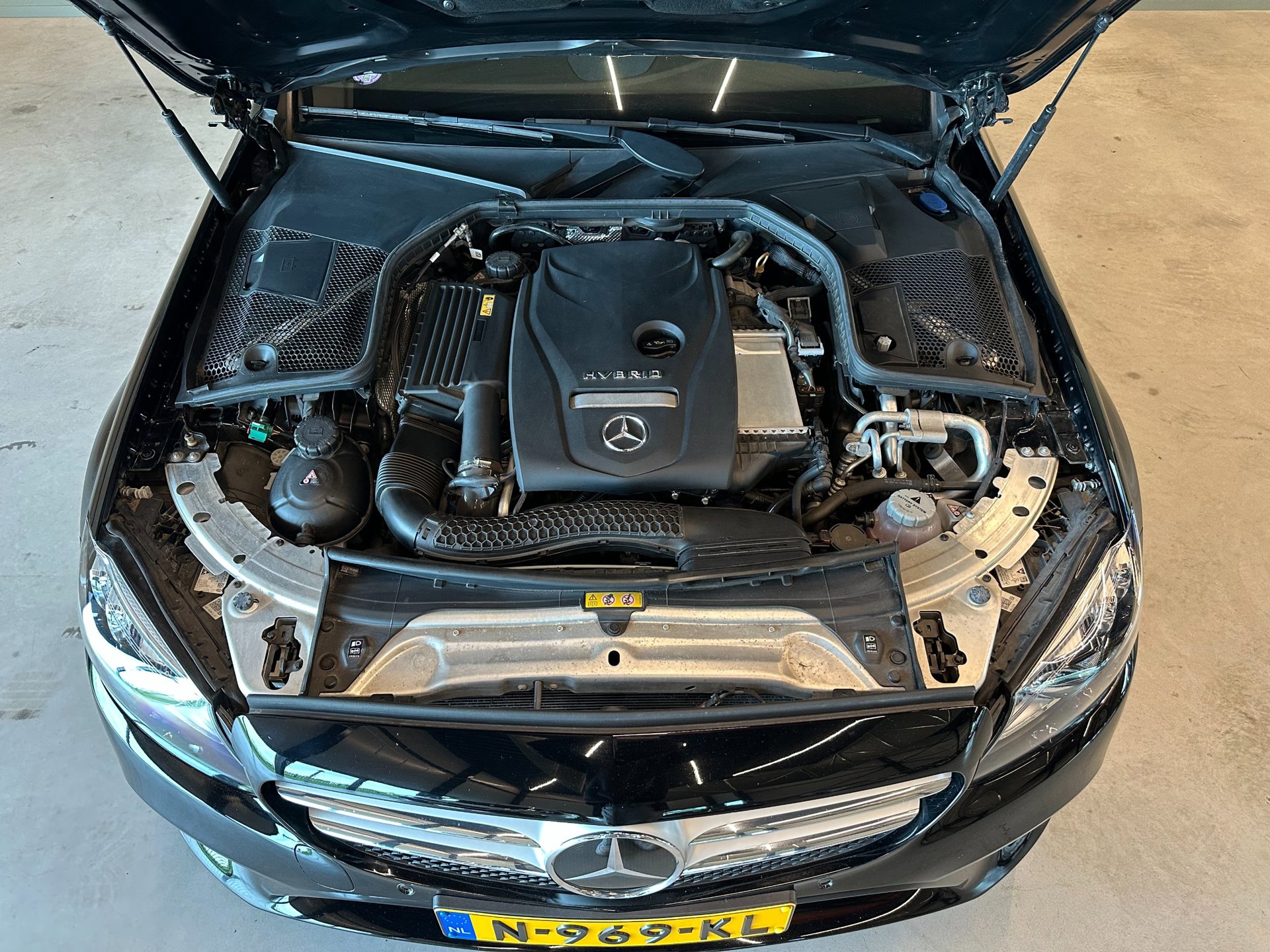 Foto van Mercedes-Benz C 300 E