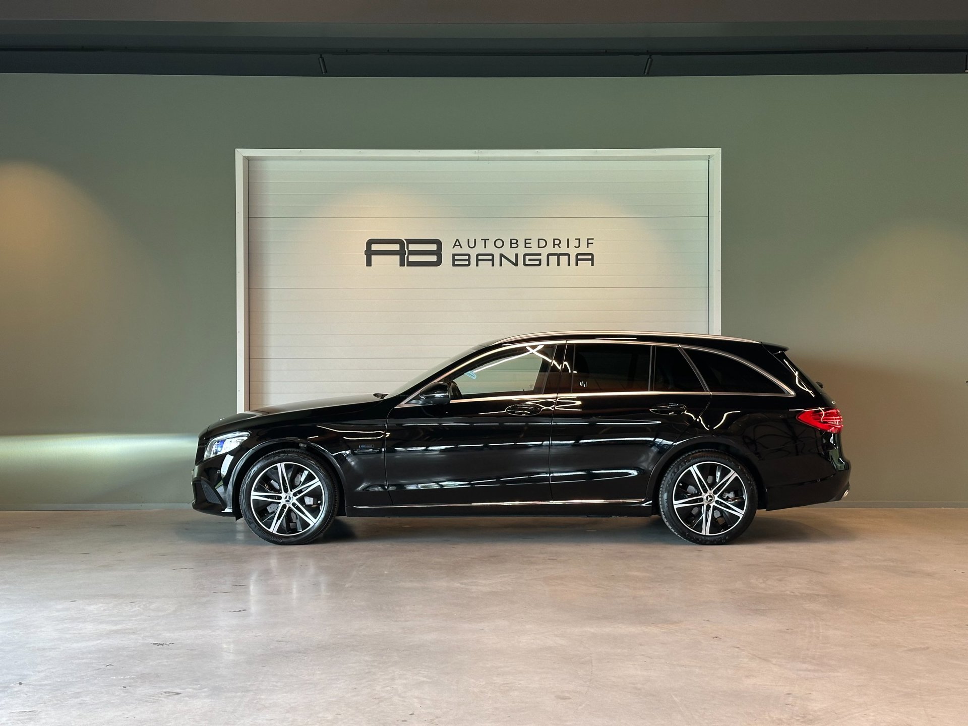 Foto van Mercedes-Benz C 300 E