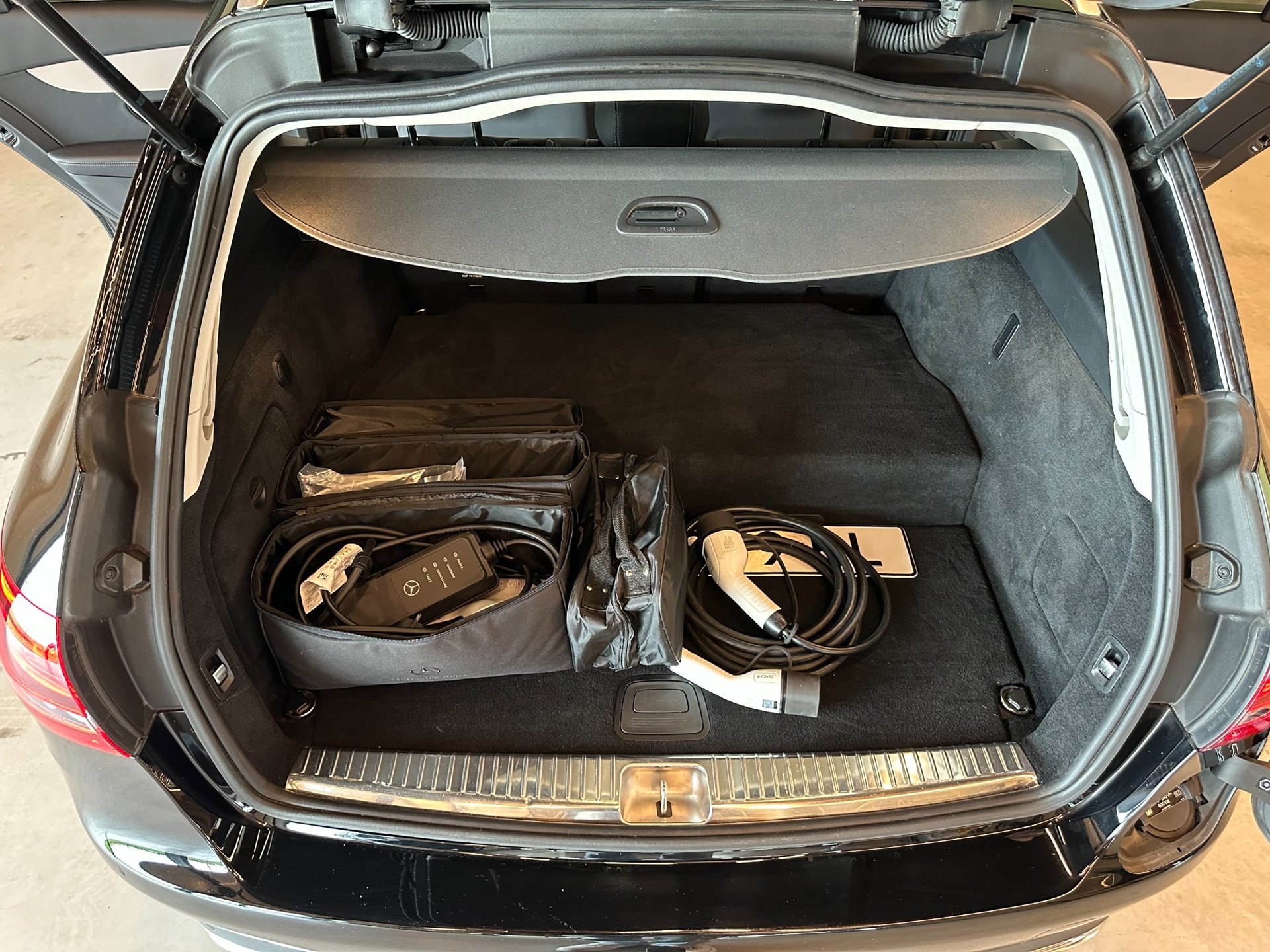 Foto van Mercedes-Benz C 300 E