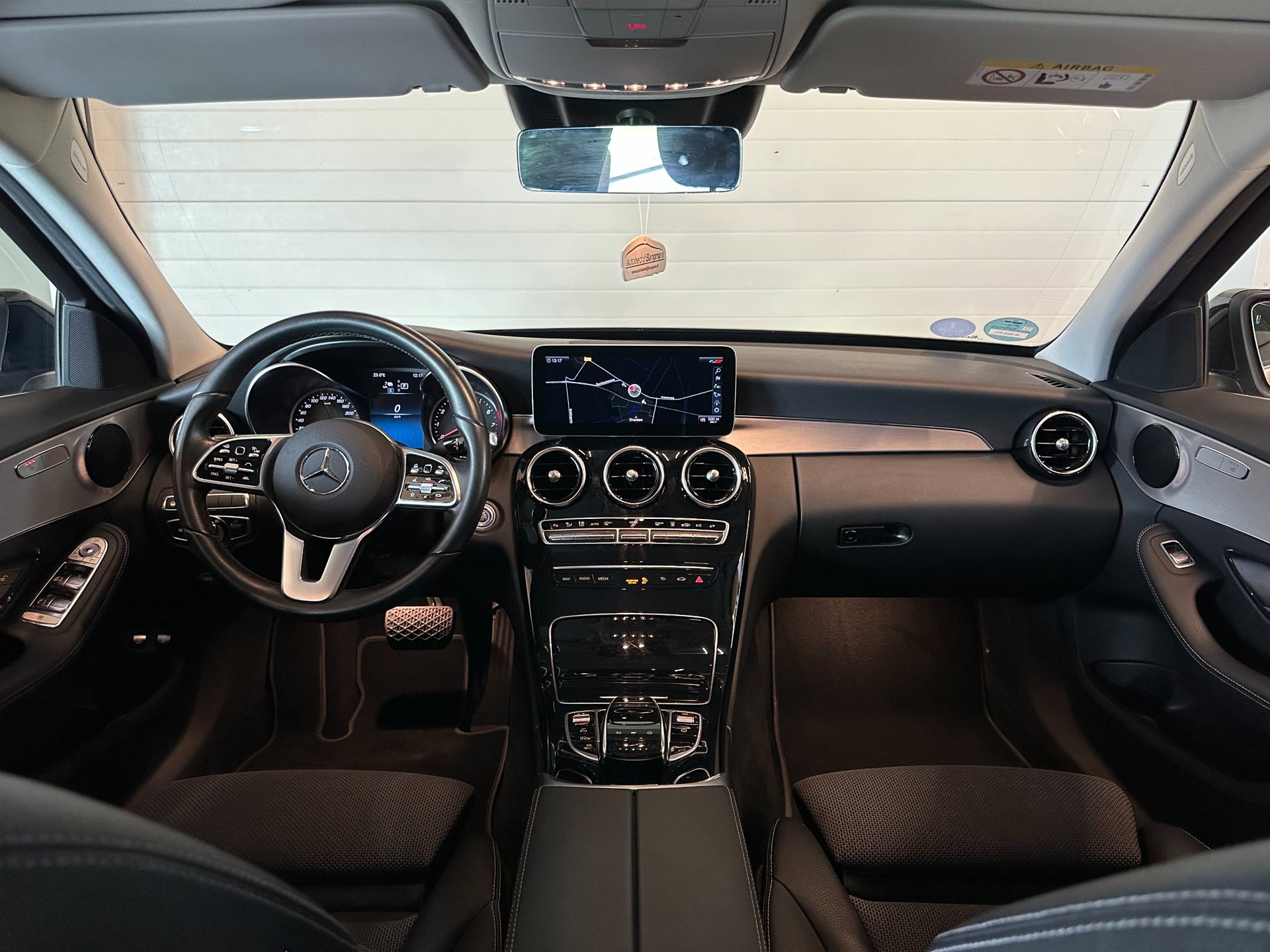 Foto van Mercedes-Benz C 300 E