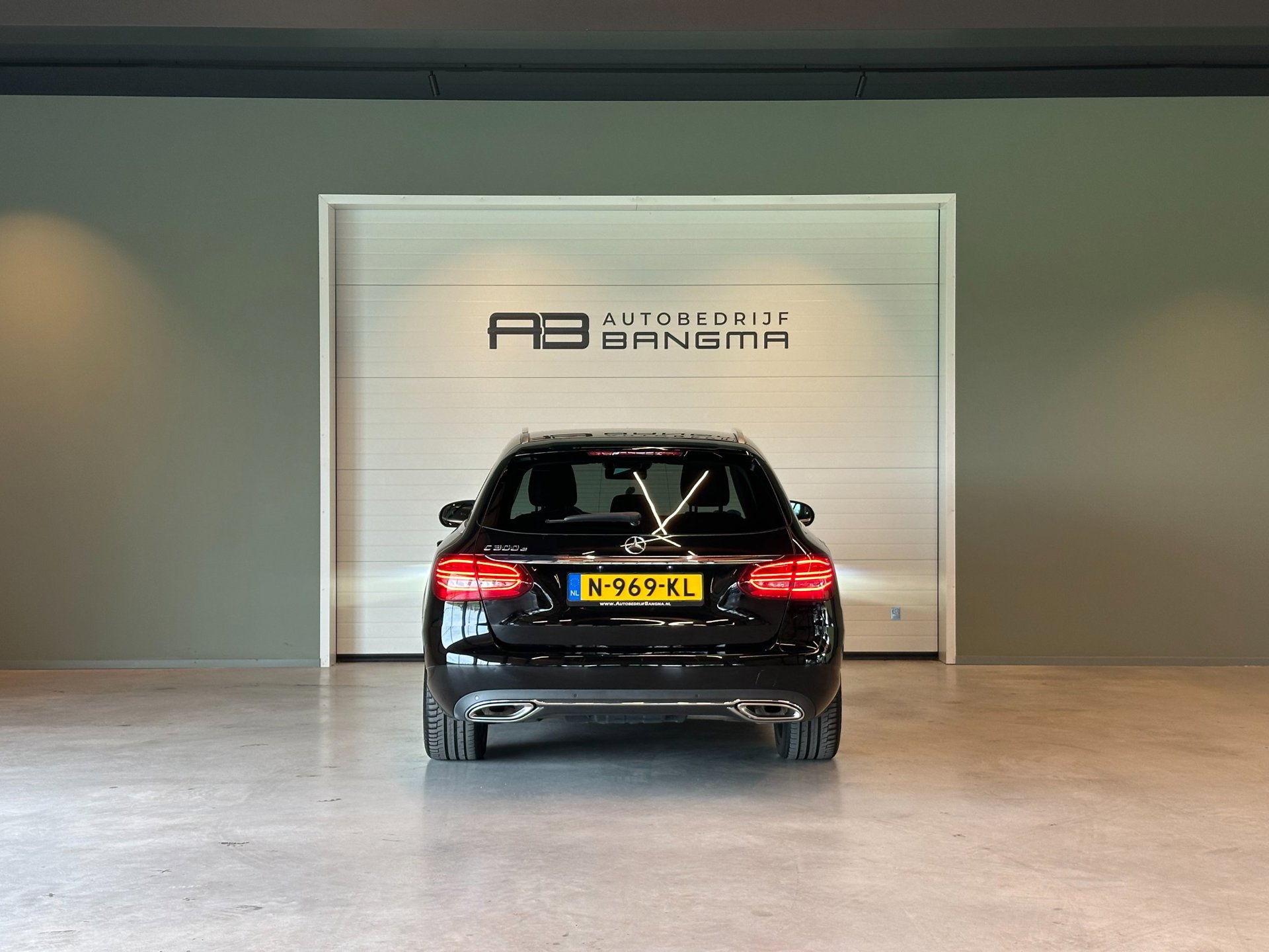 Foto van Mercedes-Benz C 300 E