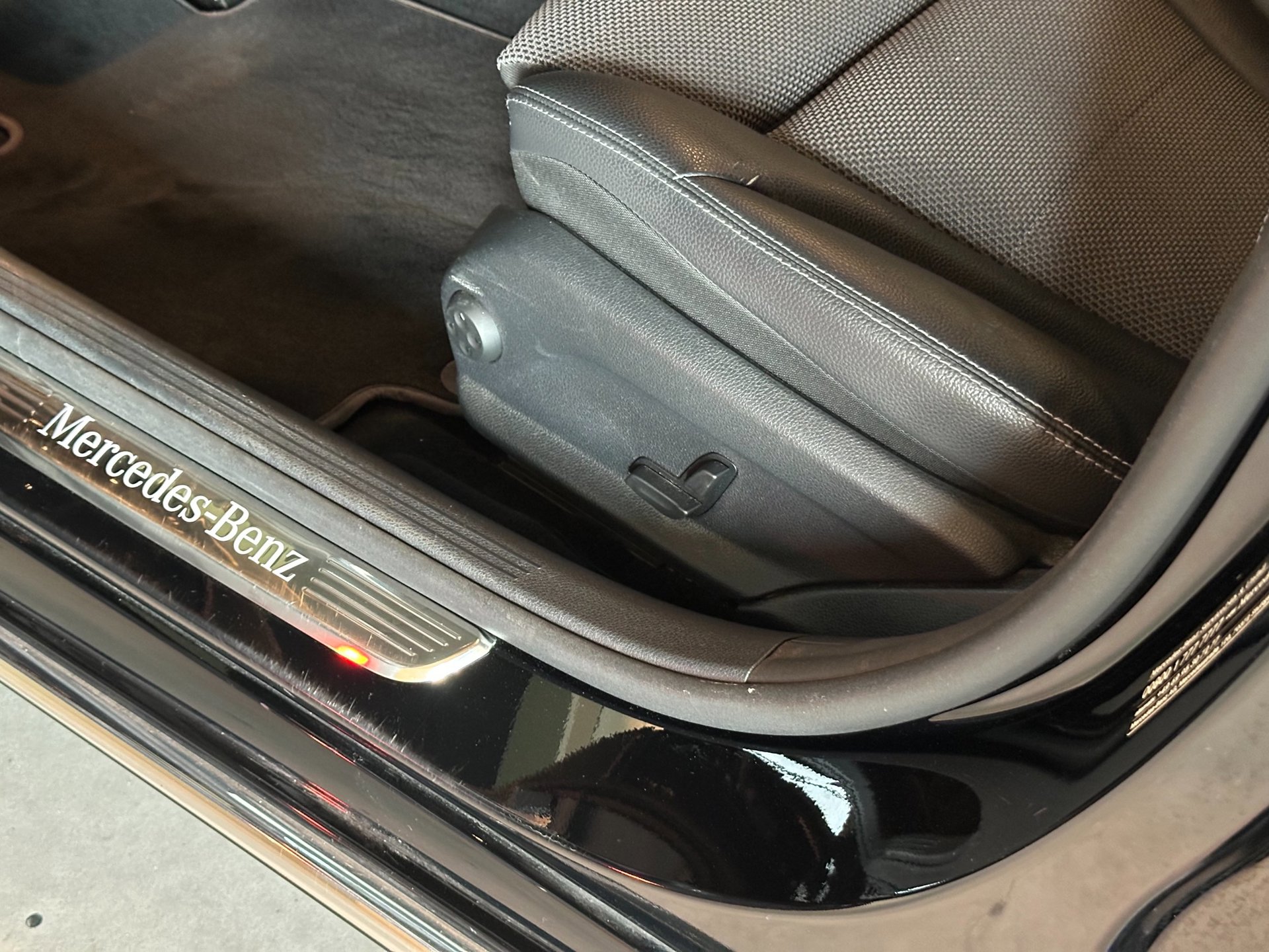 Foto van Mercedes-Benz C 300 E