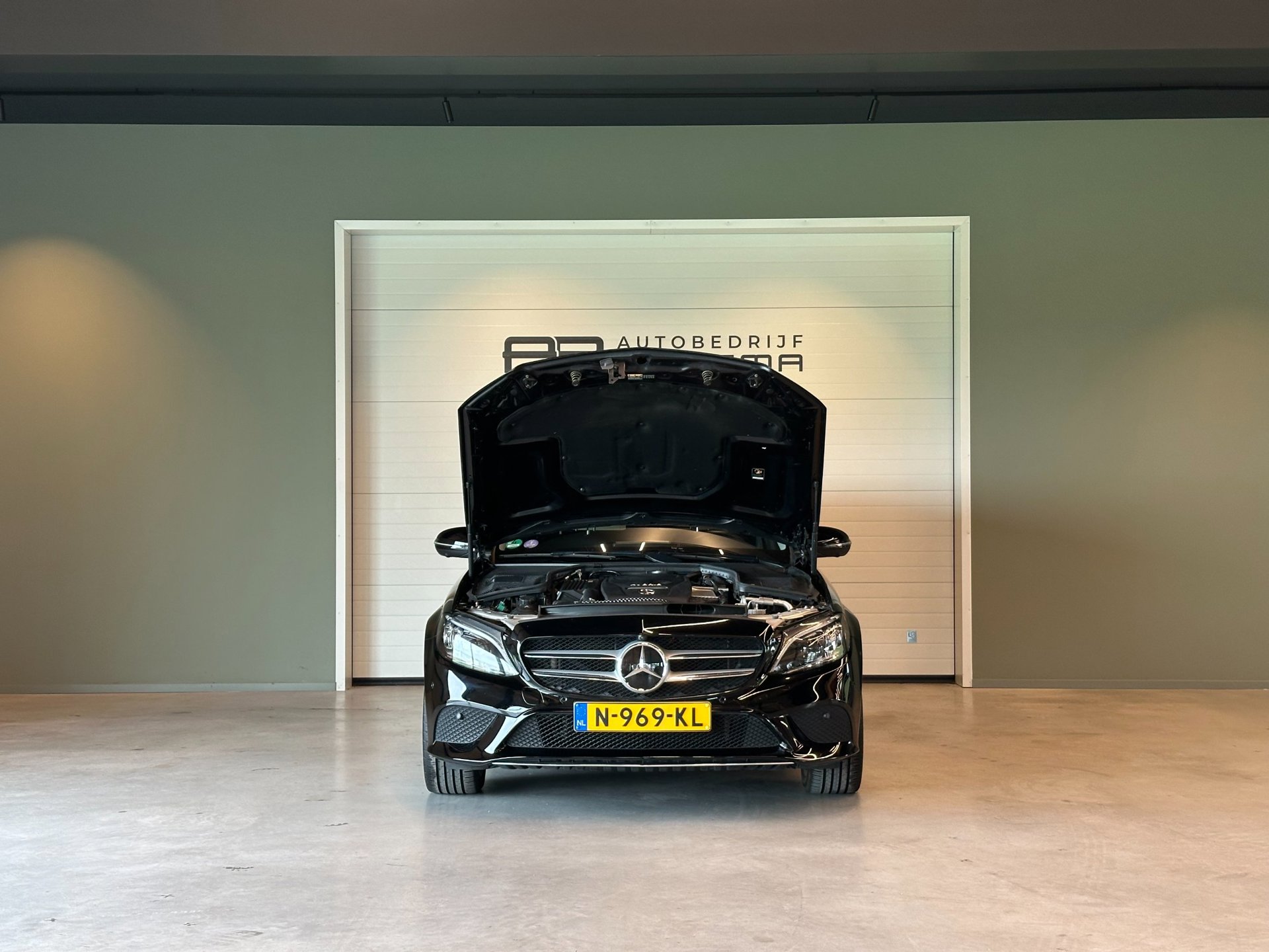 Foto van Mercedes-Benz C 300 E