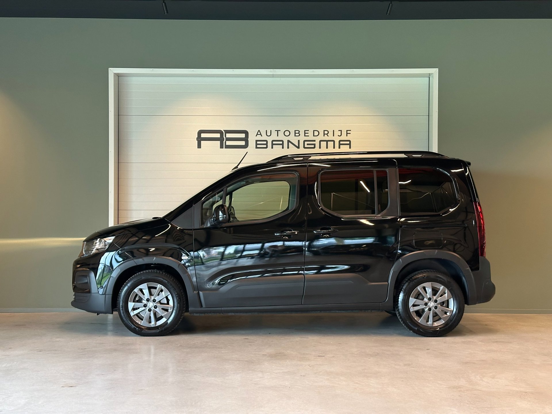 Foto van Peugeot Rifter