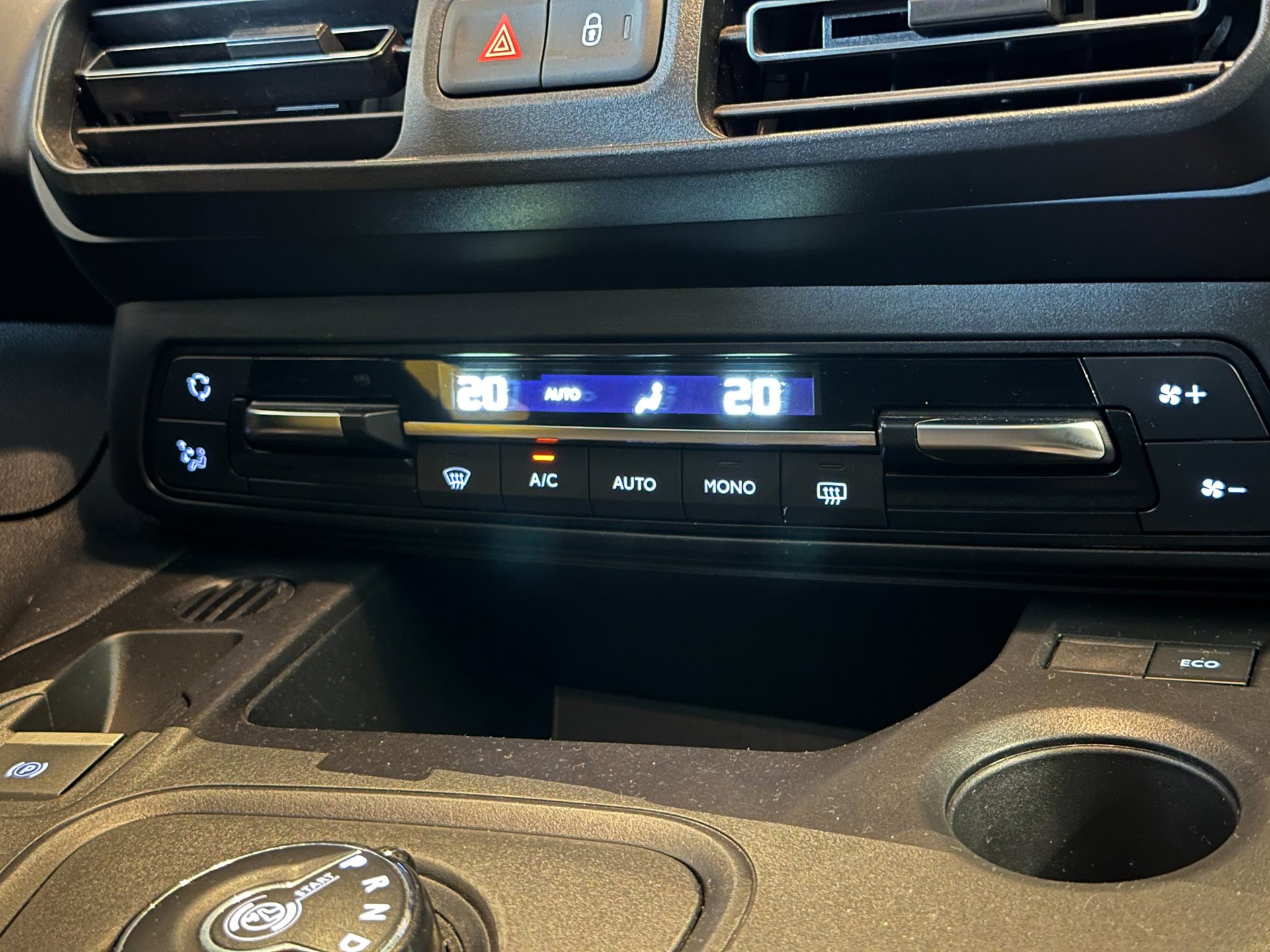 Foto van Peugeot Rifter