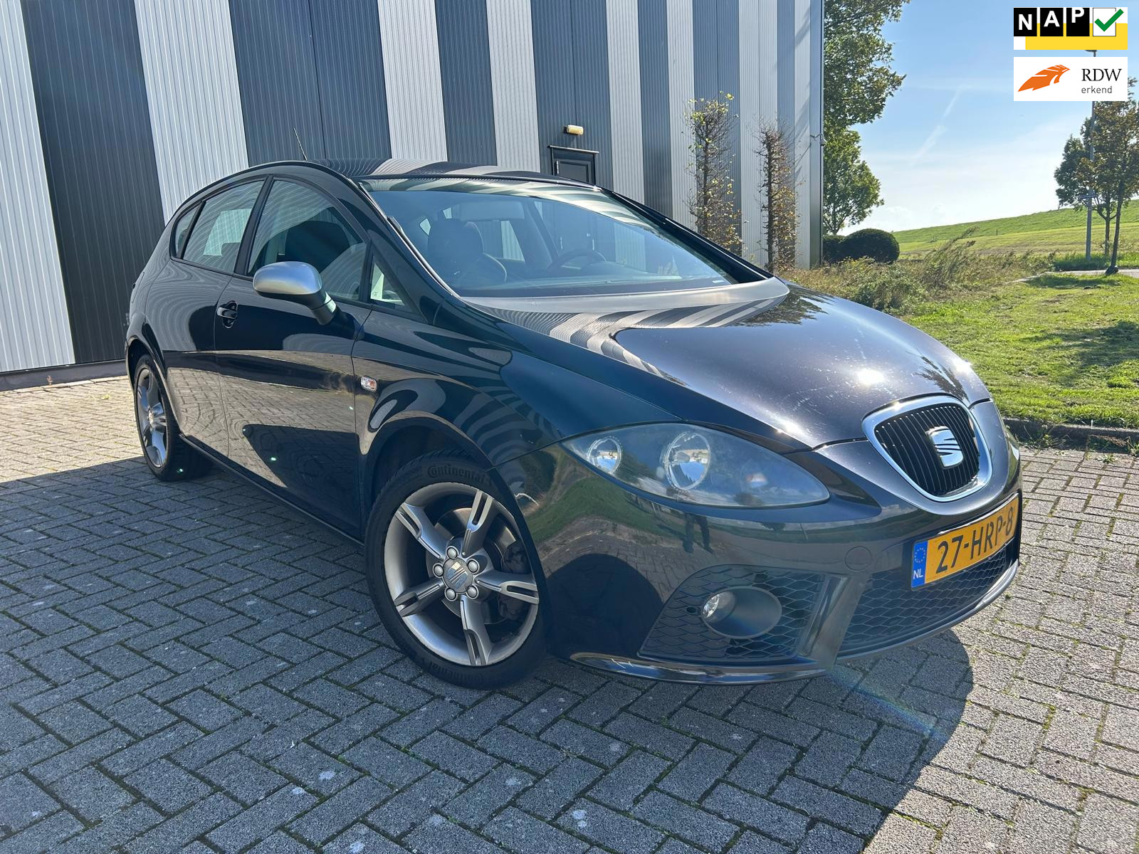 Seat Leon 2.0 TFSI FR-200PK-Carplay-Clima-Cruise-Lmv 2009 - voorkant