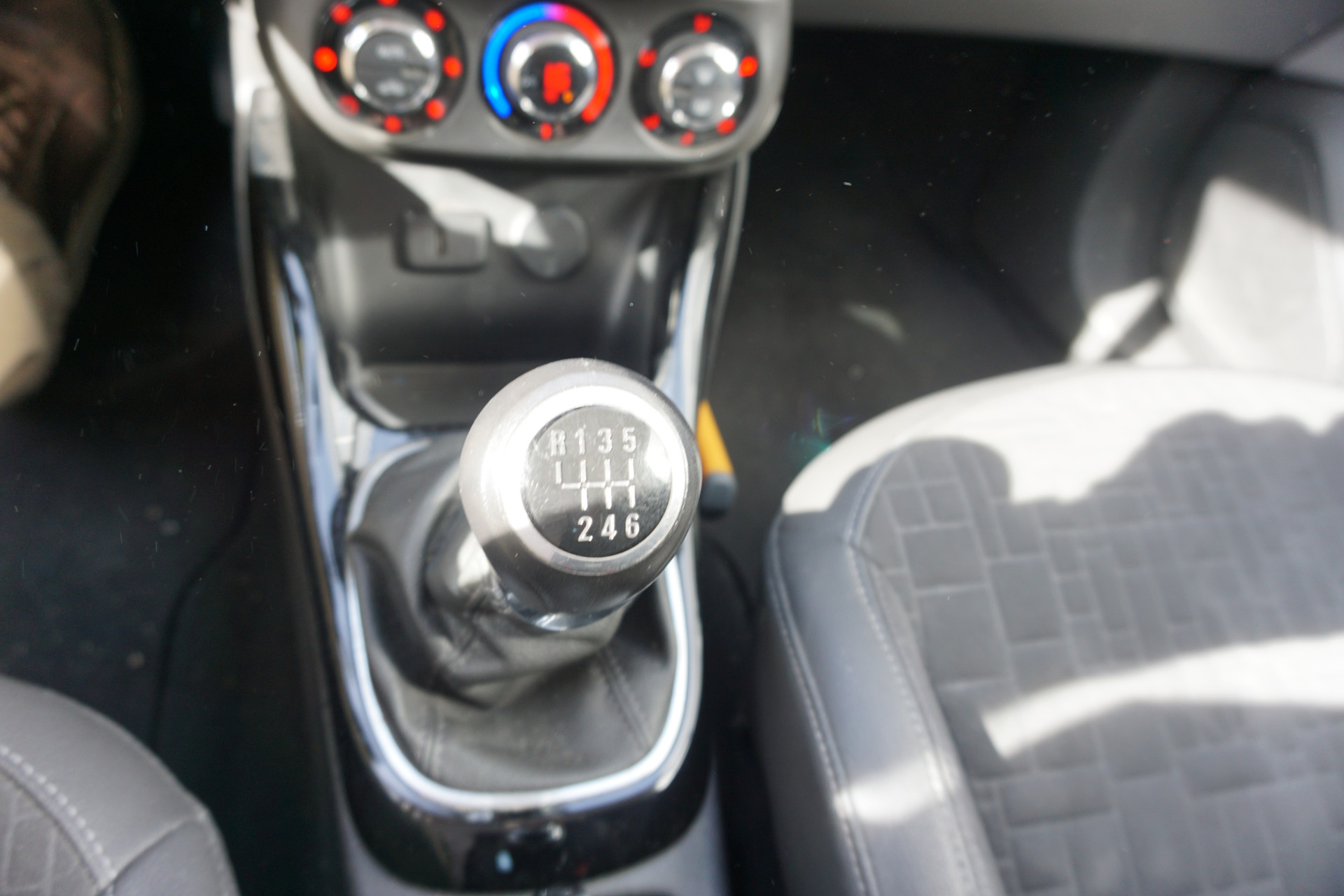 Foto van Opel Corsa-e
