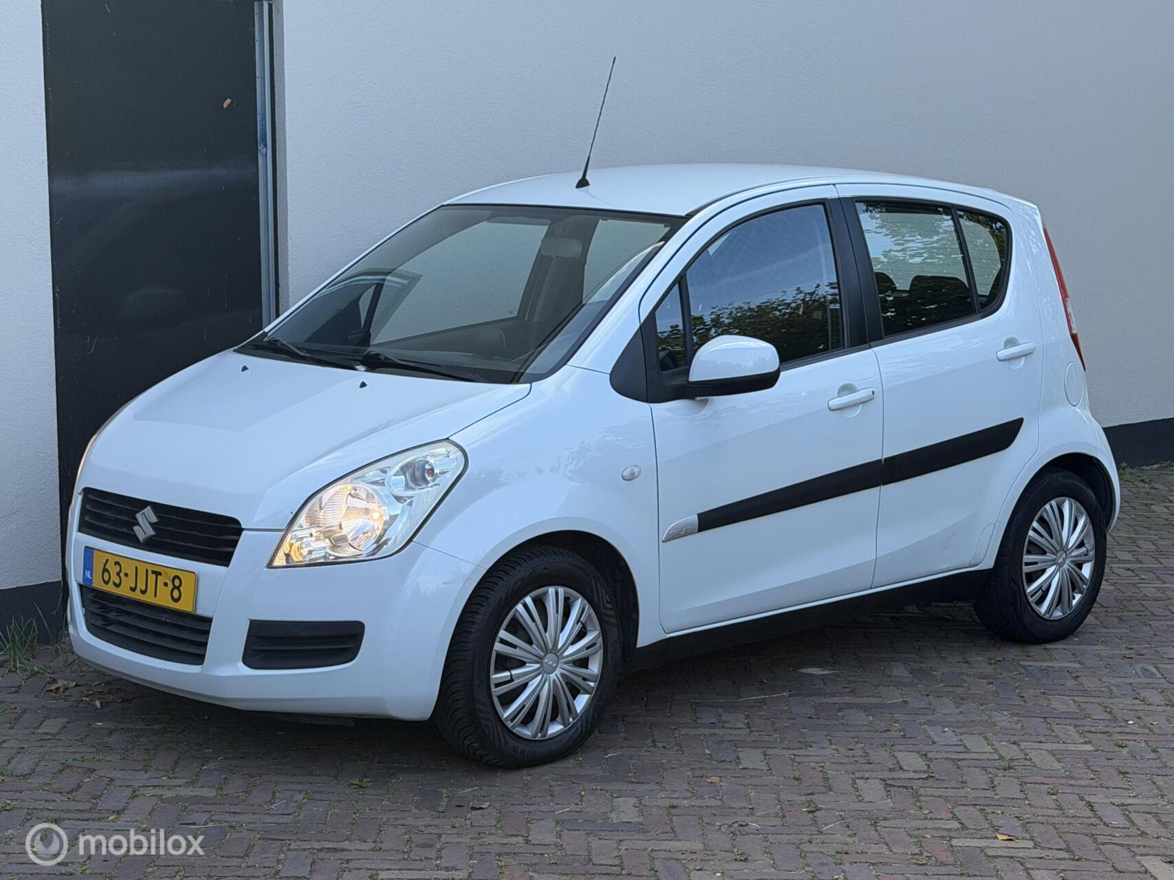 Foto van Suzuki Splash