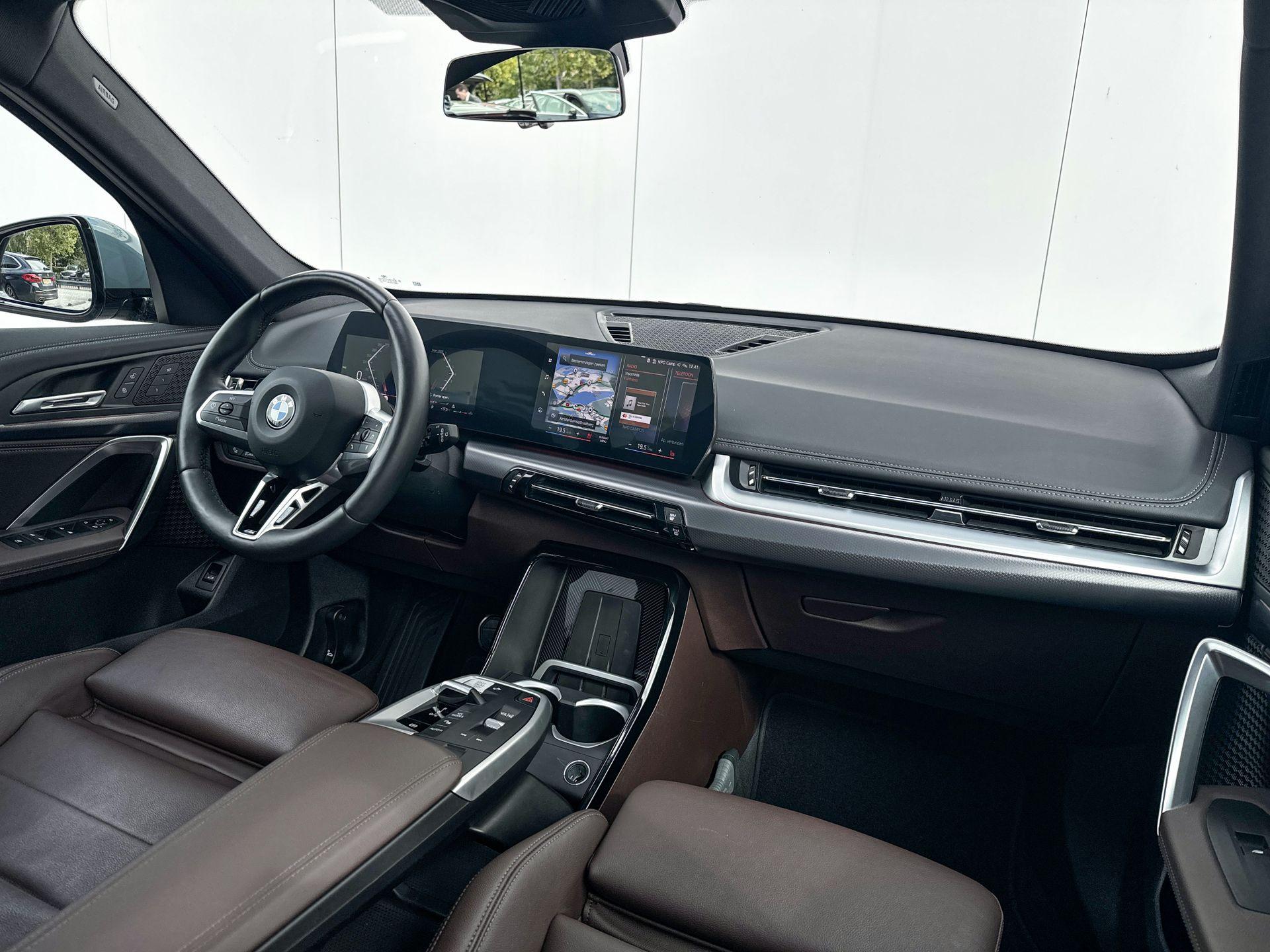 Foto van BMW X1 Xdrive23i