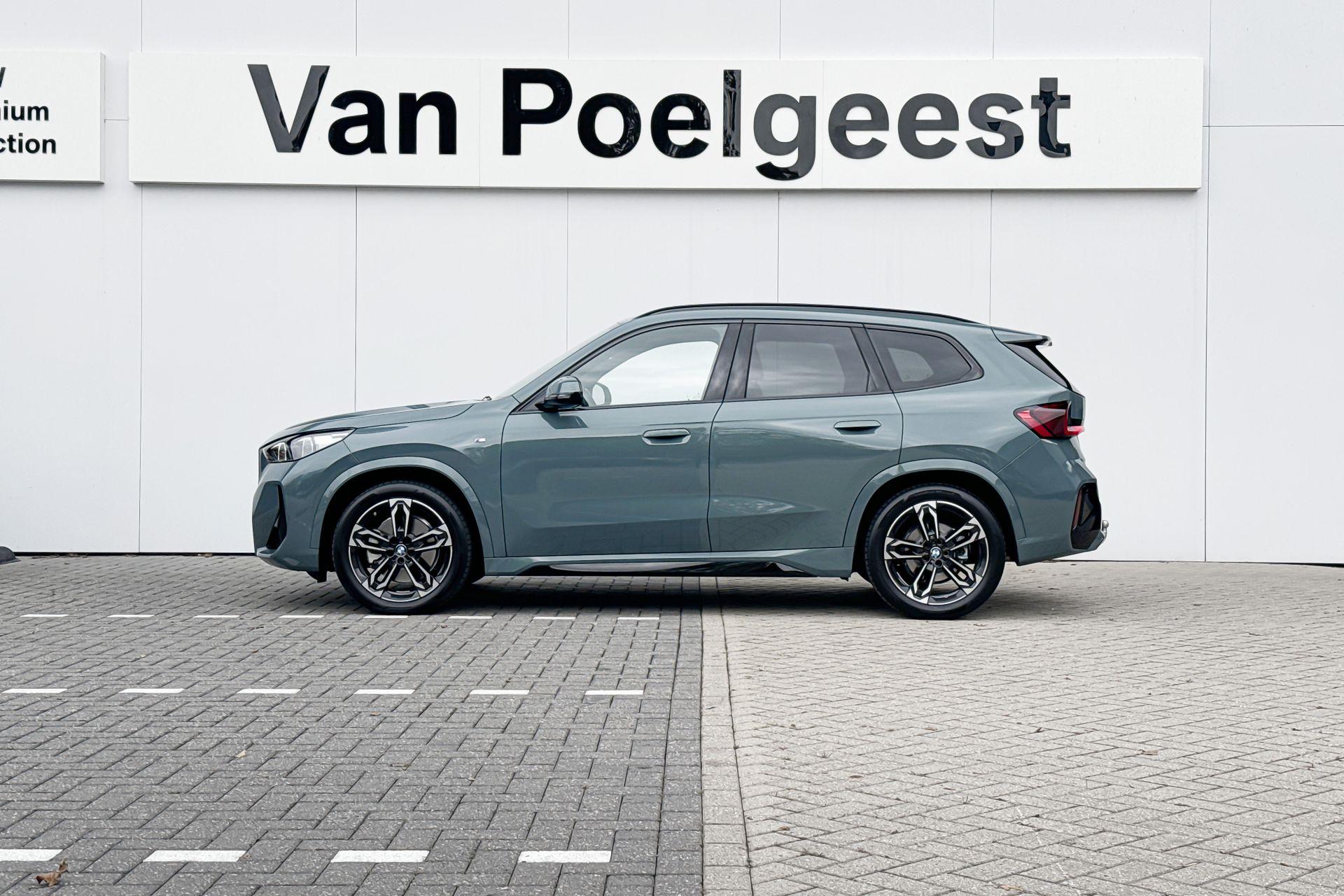 Foto van BMW X1 Xdrive23i