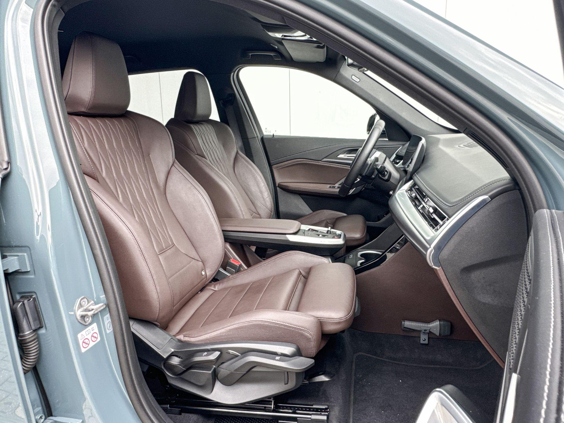 Foto van BMW X1 Xdrive23i