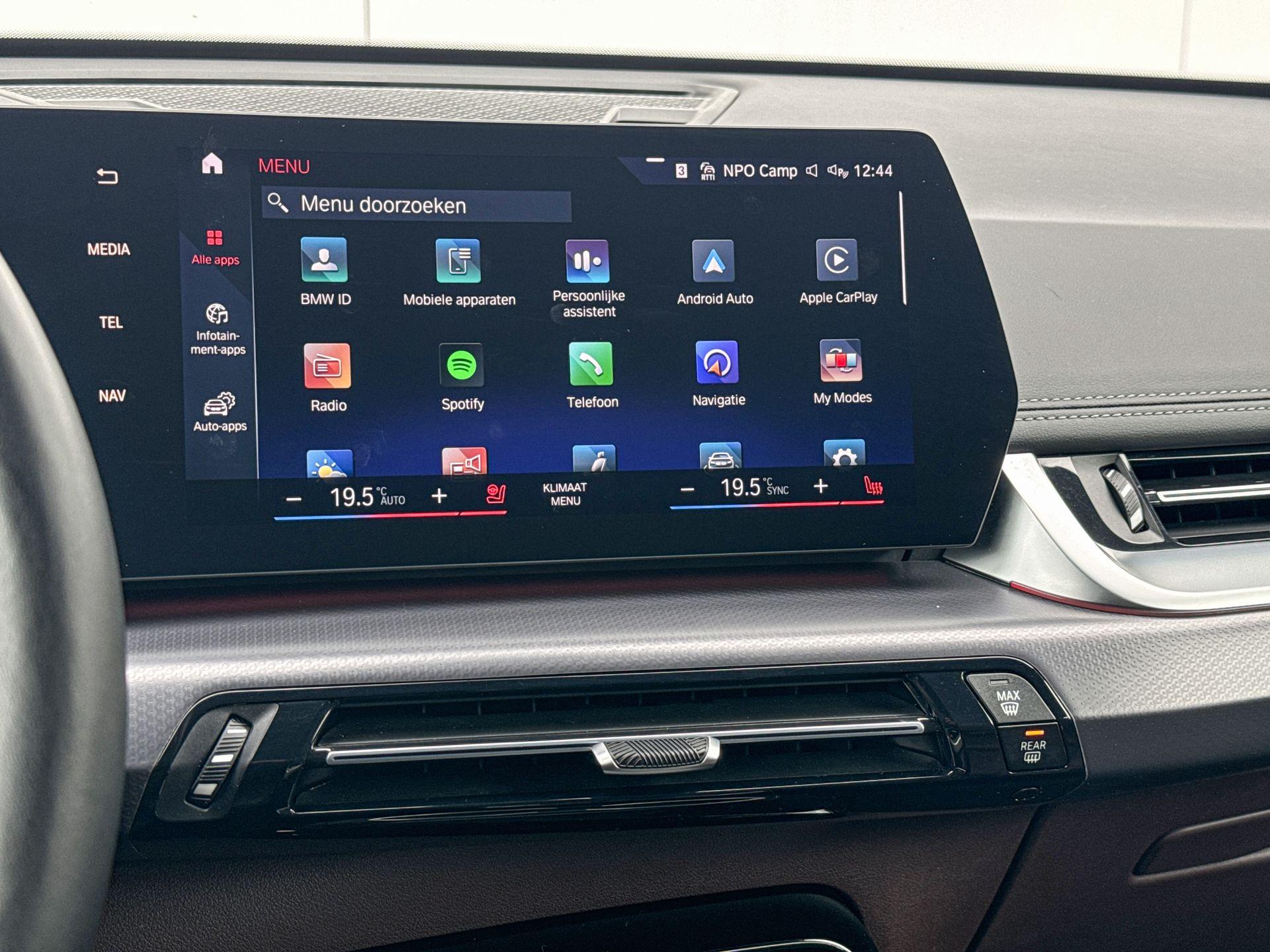 Foto van BMW X1 Xdrive23i