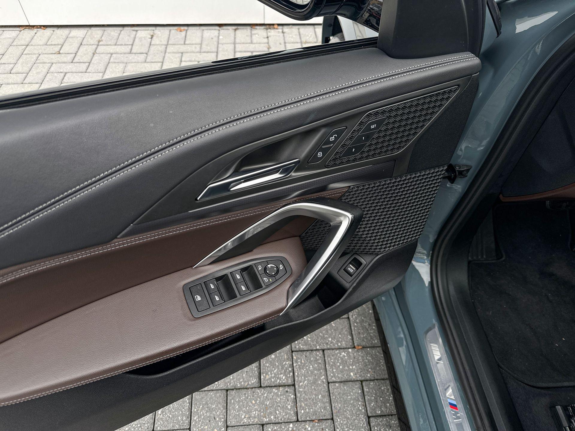 Foto van BMW X1 Xdrive23i
