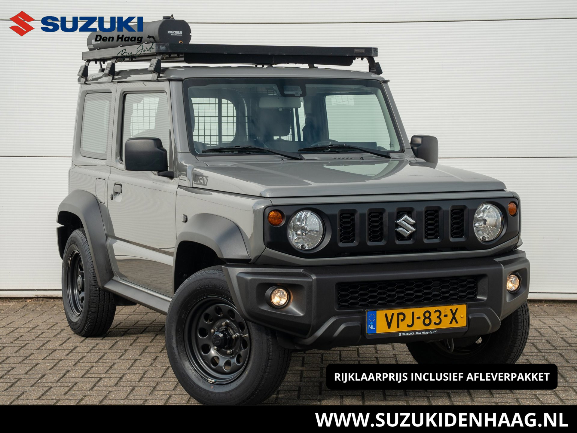 Suzuki Jimny 1.5 Professional Allgrip | Navigatie + Camera |Trekhaak |4X4 | Stoelverwarming | NL AUTO | Cruise controle | 2022 - voorkant