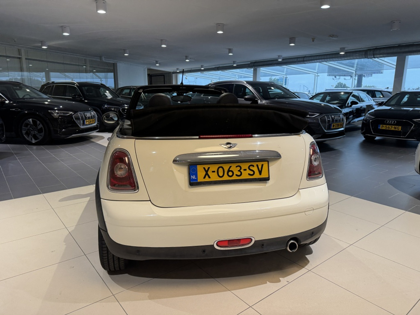 Foto van Mini Cooper Cabrio