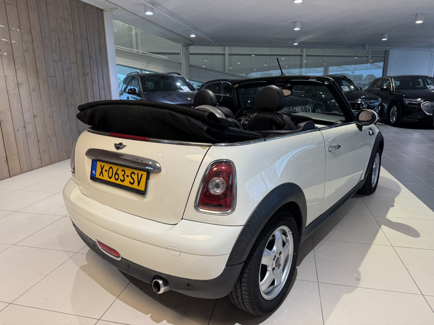 Foto van Mini Cooper Cabrio