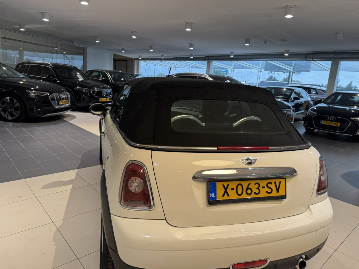 Foto van Mini Cooper Cabrio