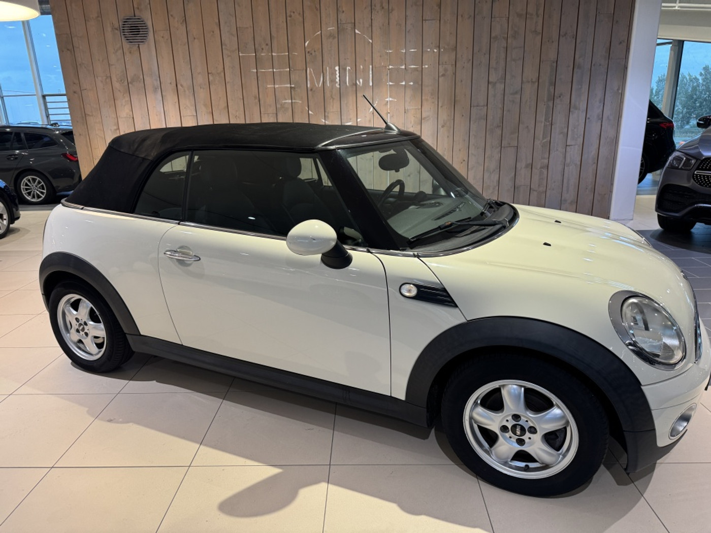 Foto van Mini Cooper Cabrio