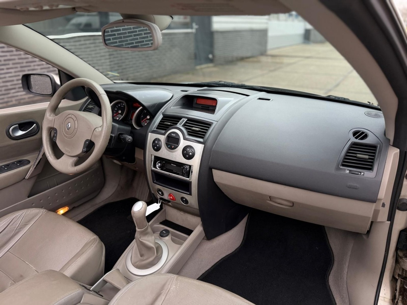 Foto van Renault Mégane Coupé-cabriolet
