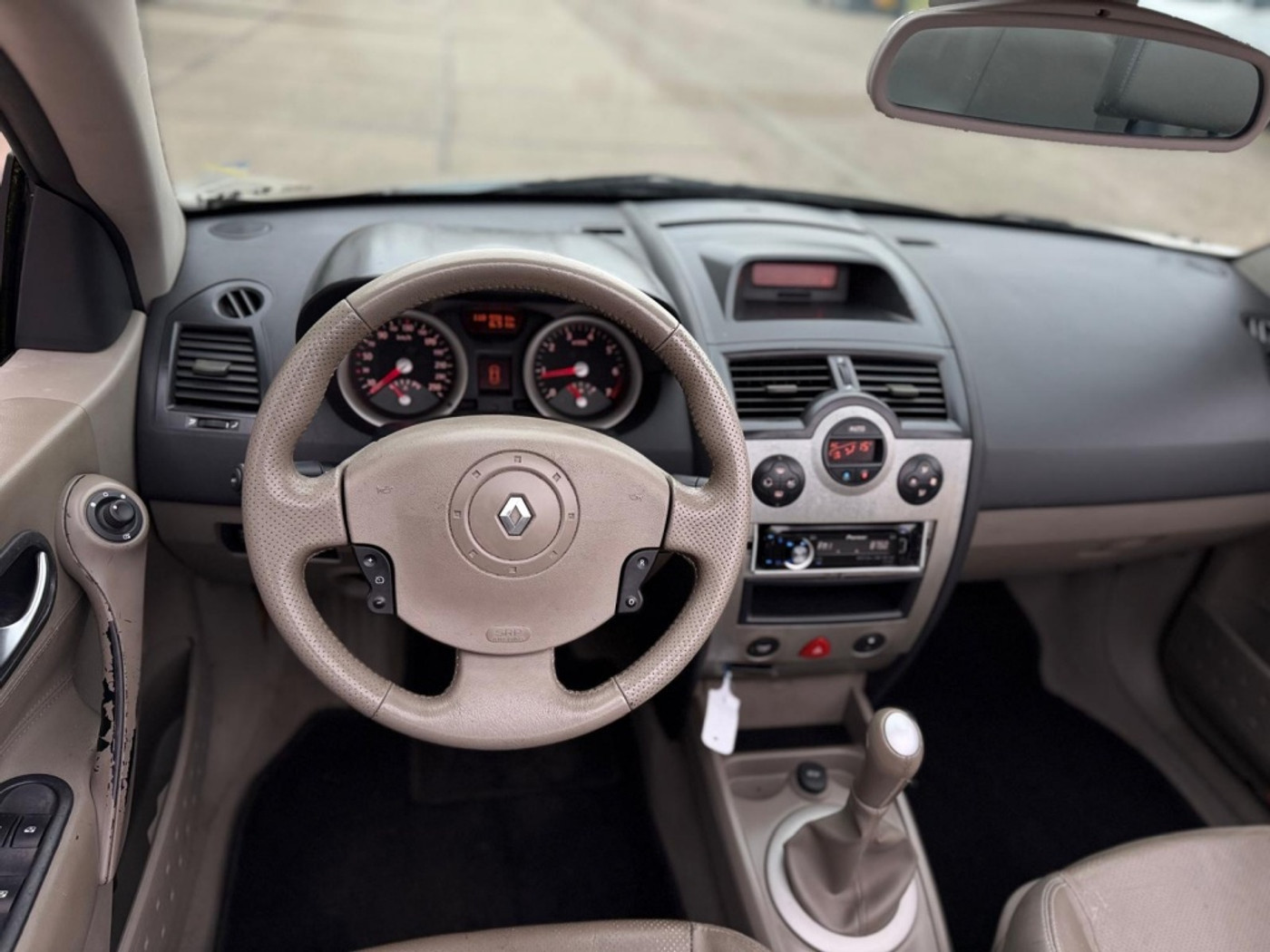 Foto van Renault Mégane Coupé-cabriolet