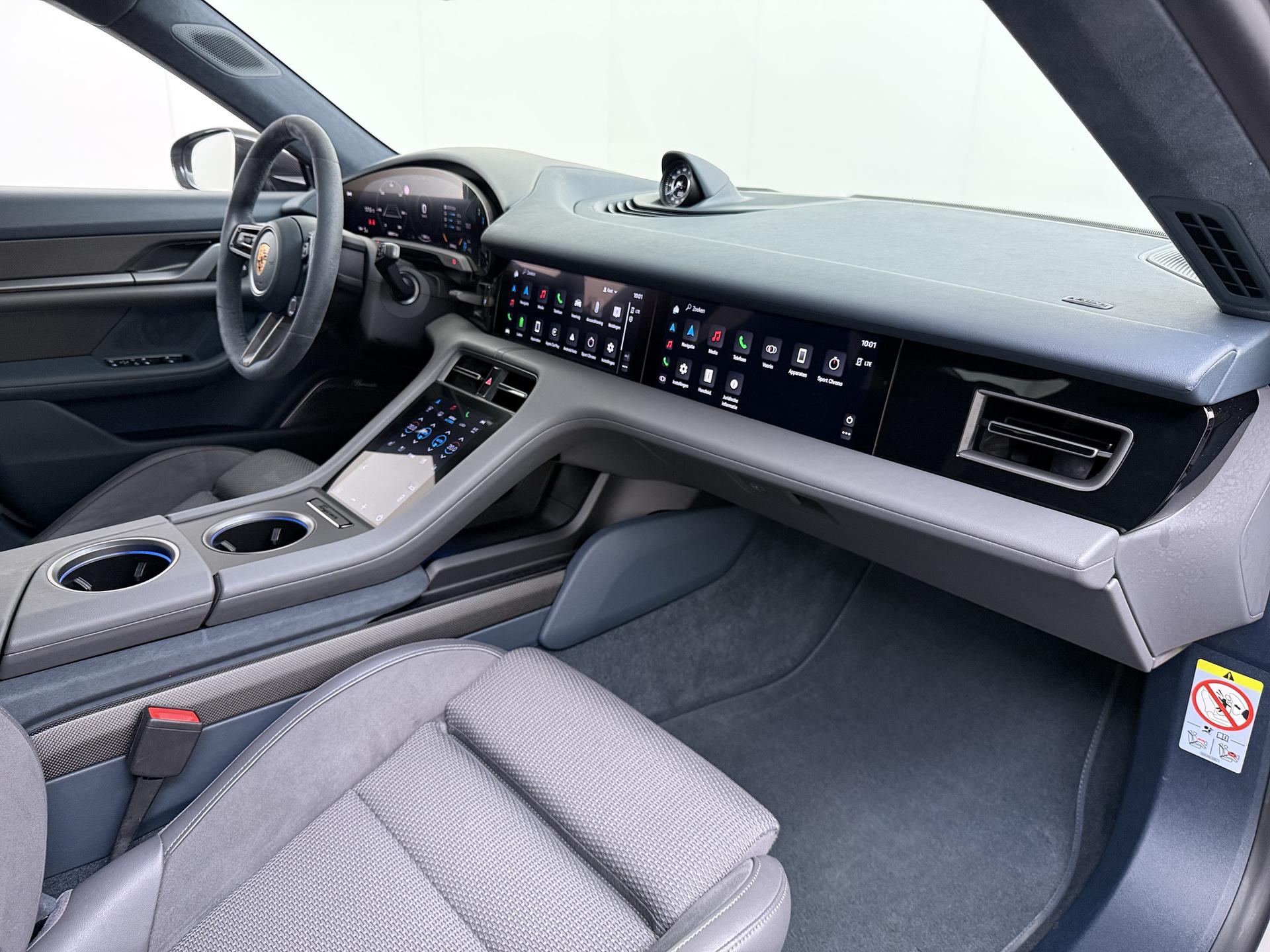 Foto van Porsche Taycan