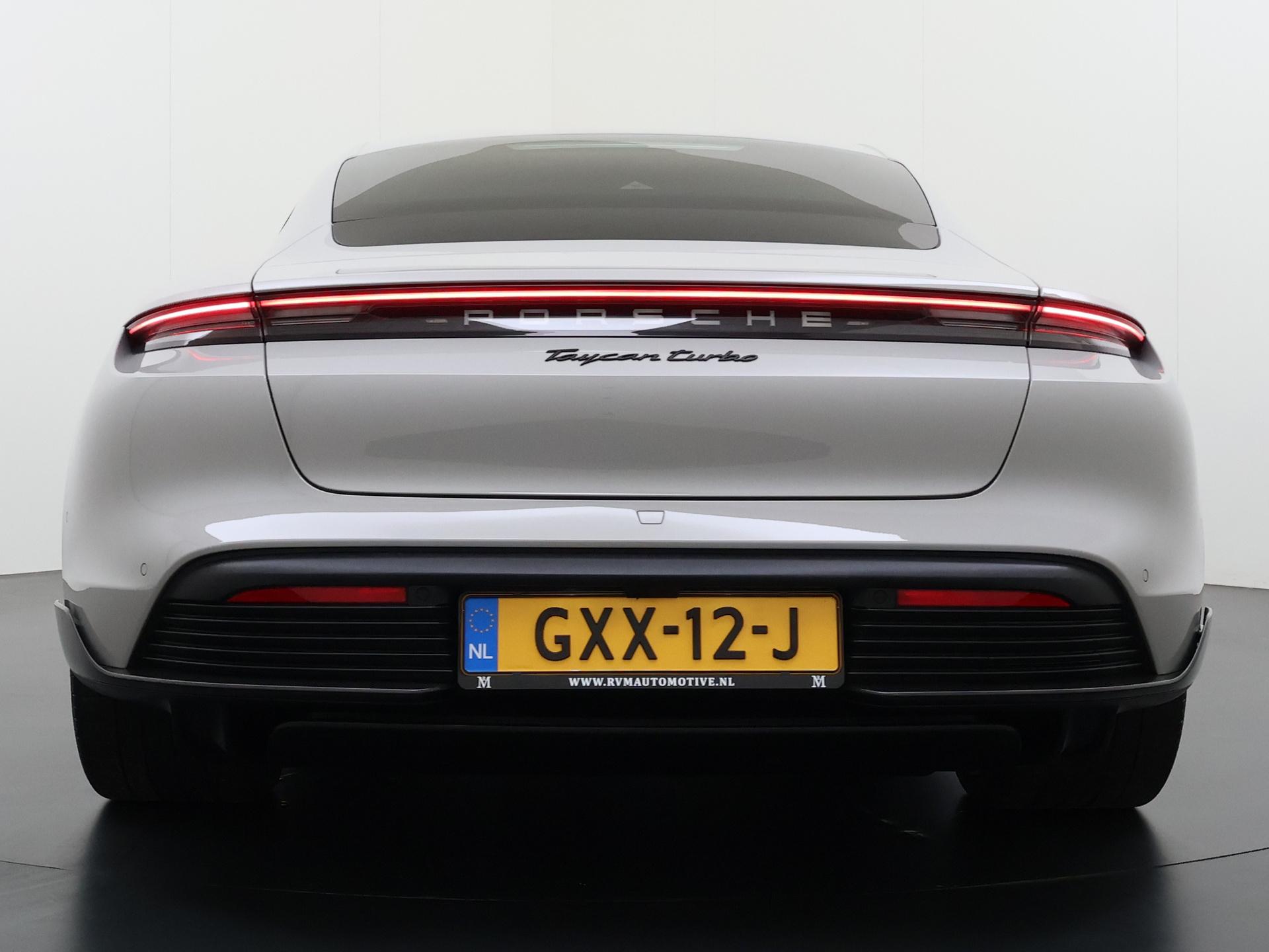 Foto van Porsche Taycan
