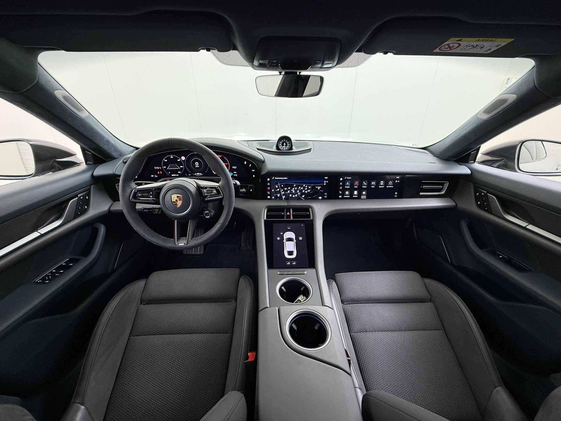 Foto van Porsche Taycan