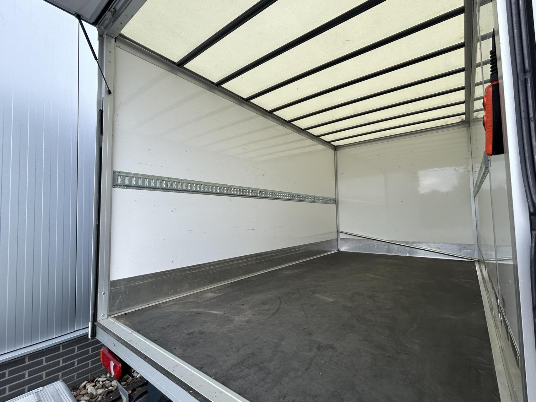 Foto van Maxus Edeliver 9