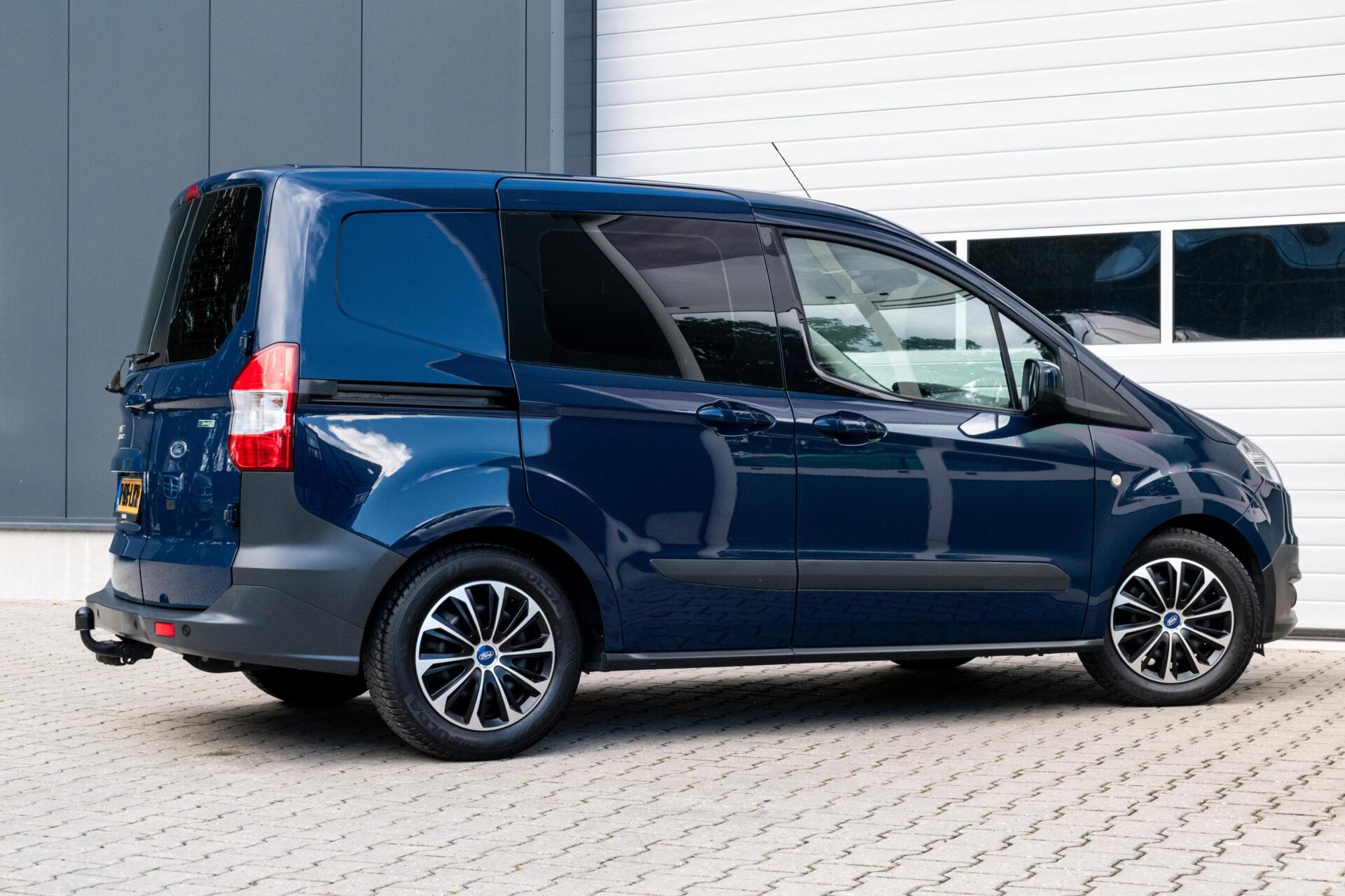 Foto van Ford Transit Courier