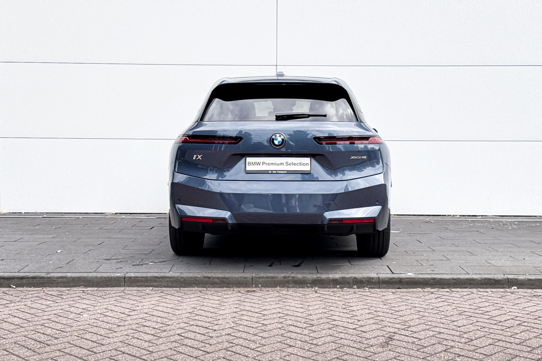 Foto van BMW Ix