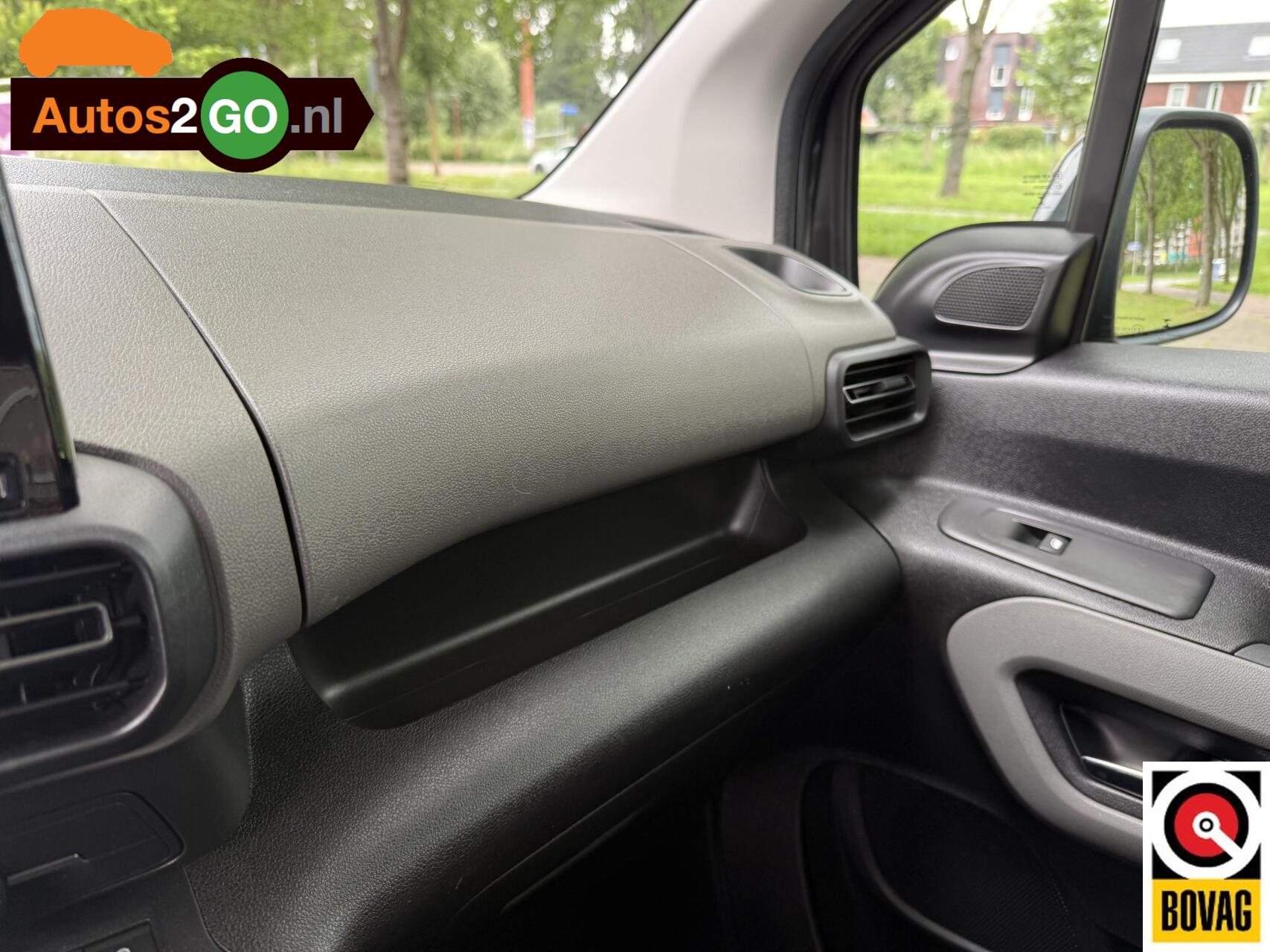 Foto van Peugeot Rifter