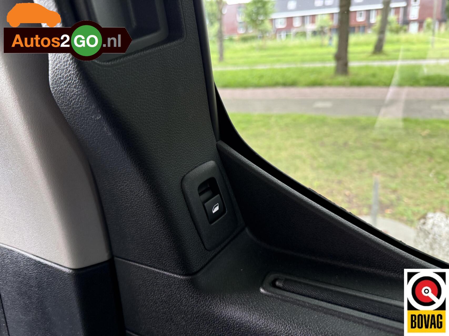 Foto van Peugeot Rifter